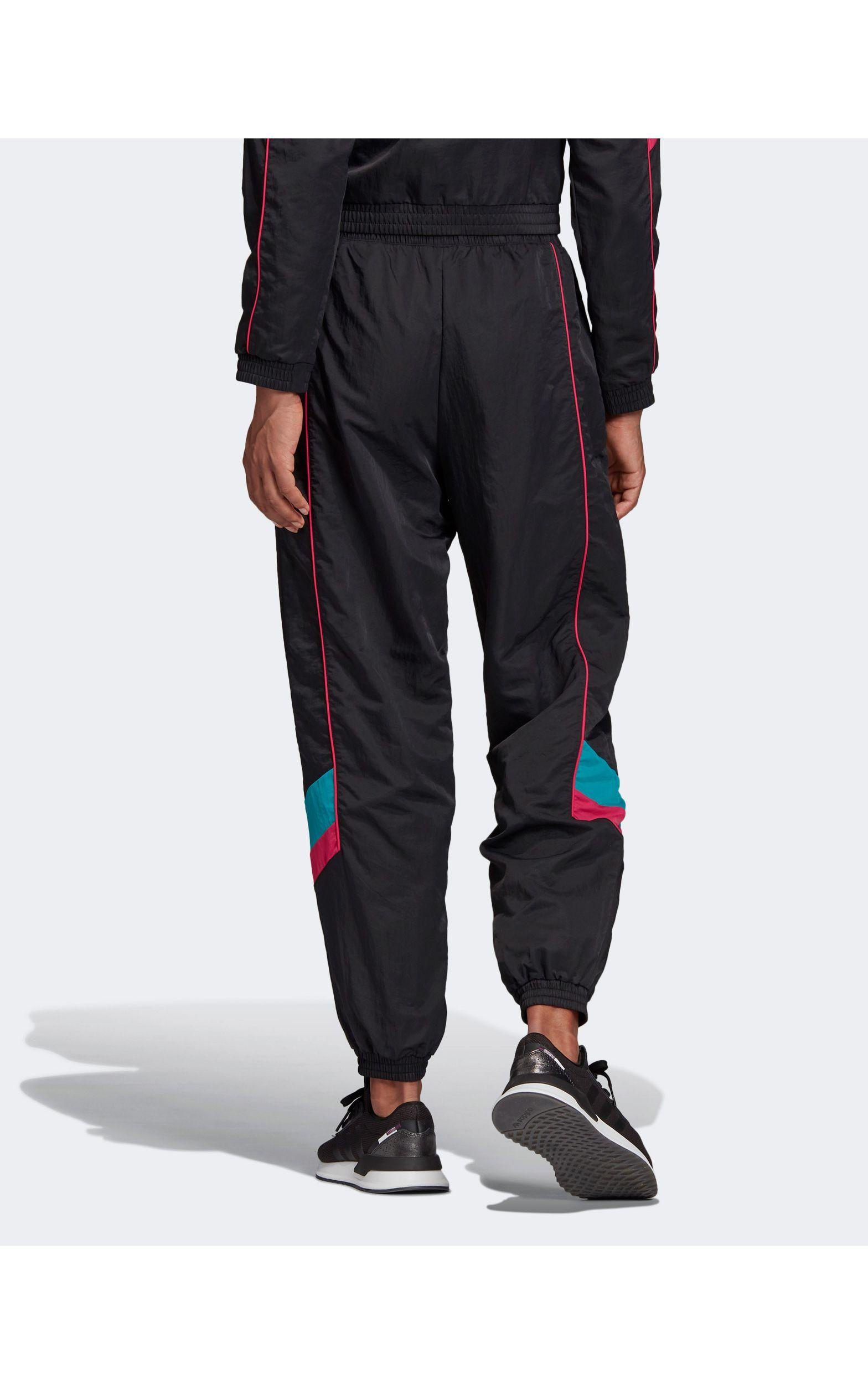 Pantaloni tecnici multitasche neri con trifoglio di adidas Originals in  Nero | Lyst