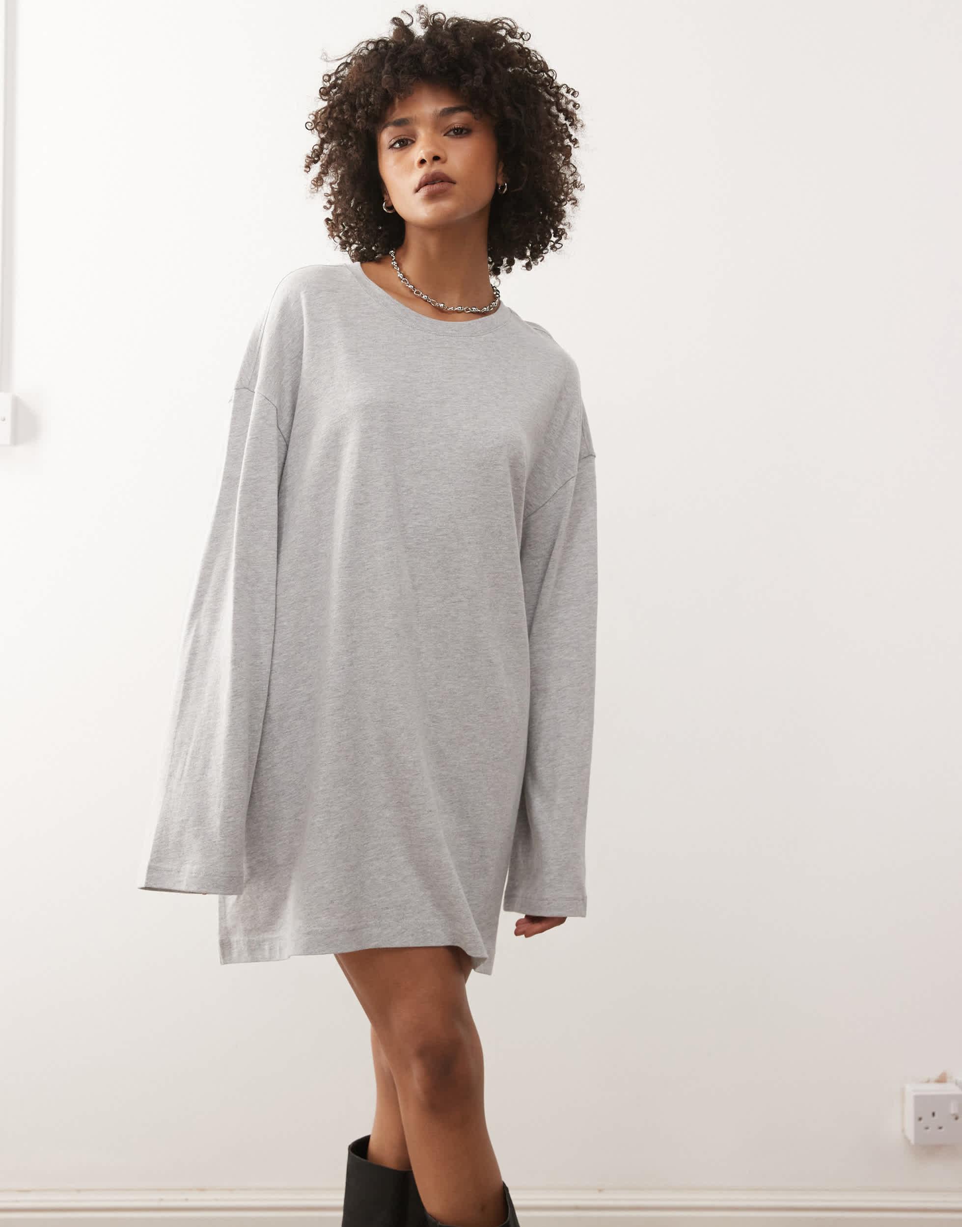 Designer White Long Sleeve T Shirt Dresses for Women - Up to 45% off | Lyst