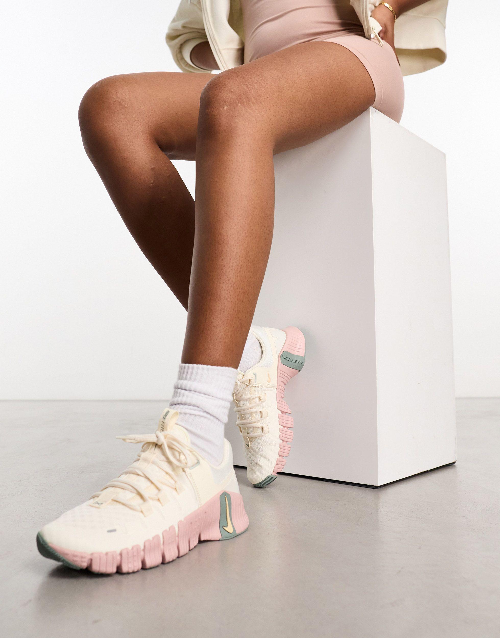 Nike Free Metcon 5 Trainers in Natural Lyst UK