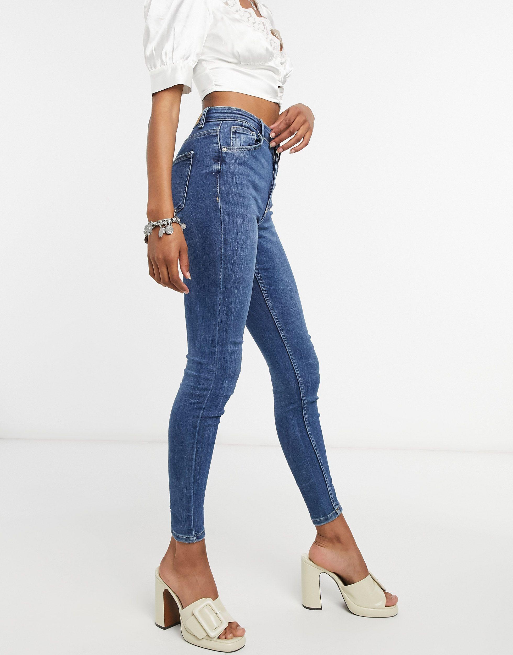 Bershka Denim – enge jeans mit hohem bund in Blau | Lyst AT