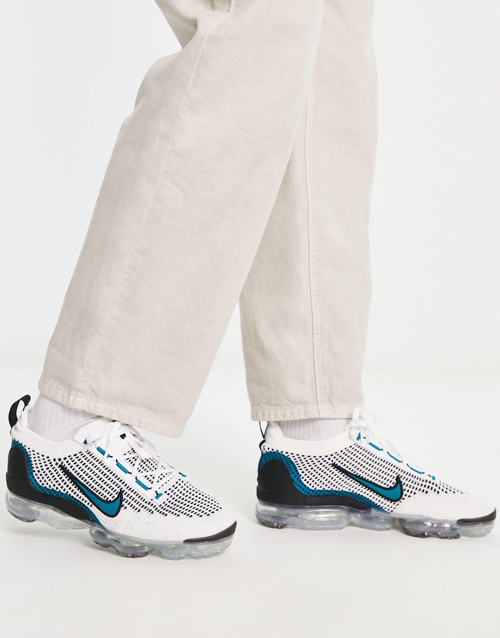 Air vapormax 2021 - sneakers bianche e verde-azzurro da Uomo di Nike in  Bianco | Lyst
