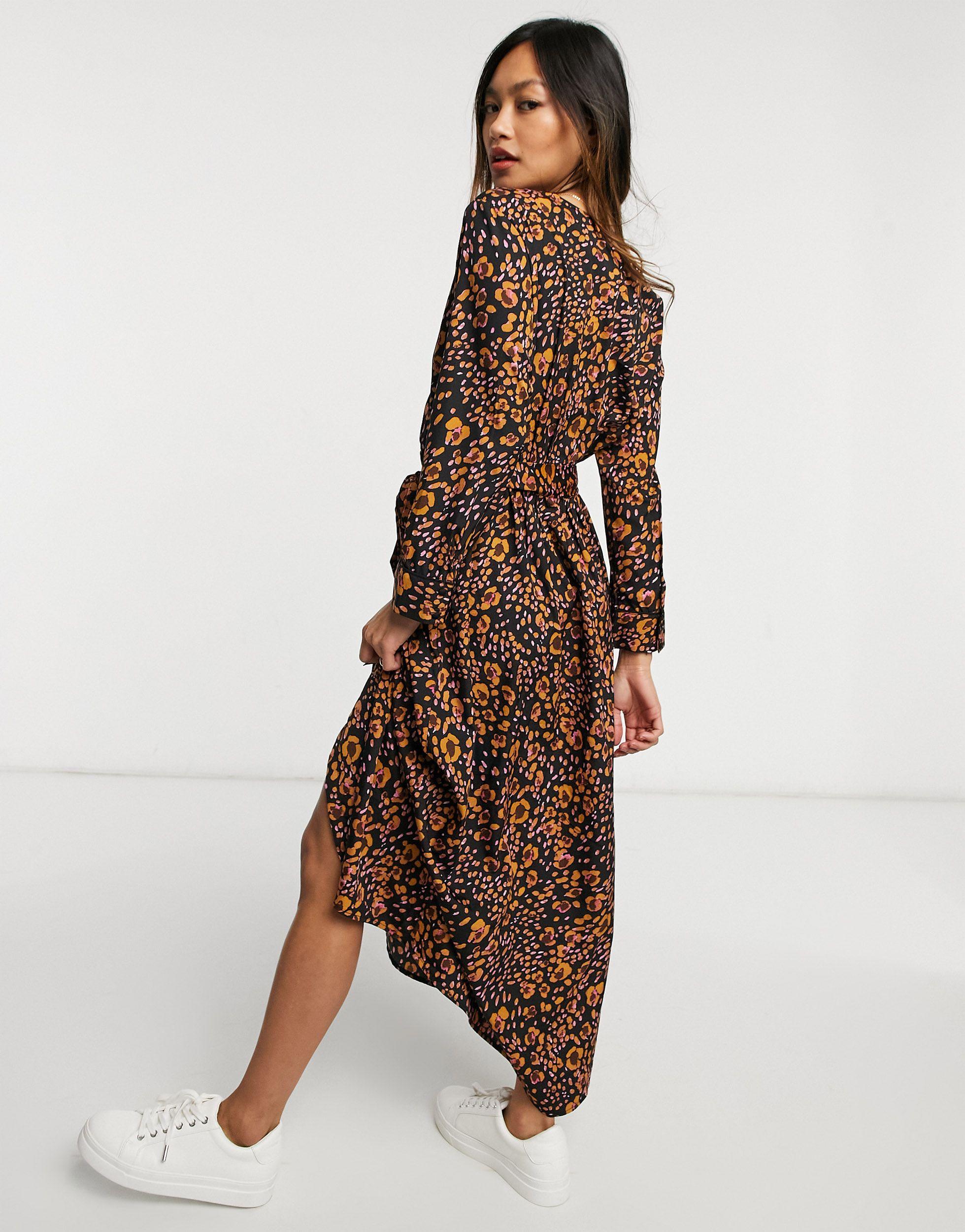 Vero Moda Exclusive Wrap Midi Dress in Brown | Lyst UK