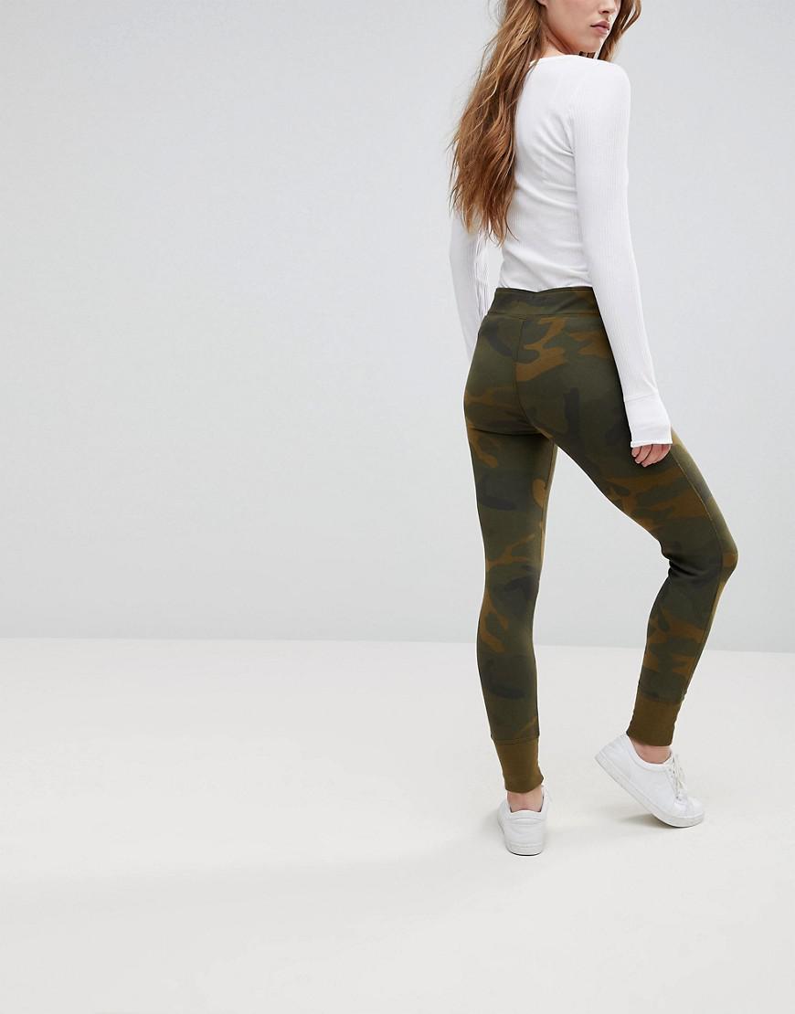 abercrombie camo joggers