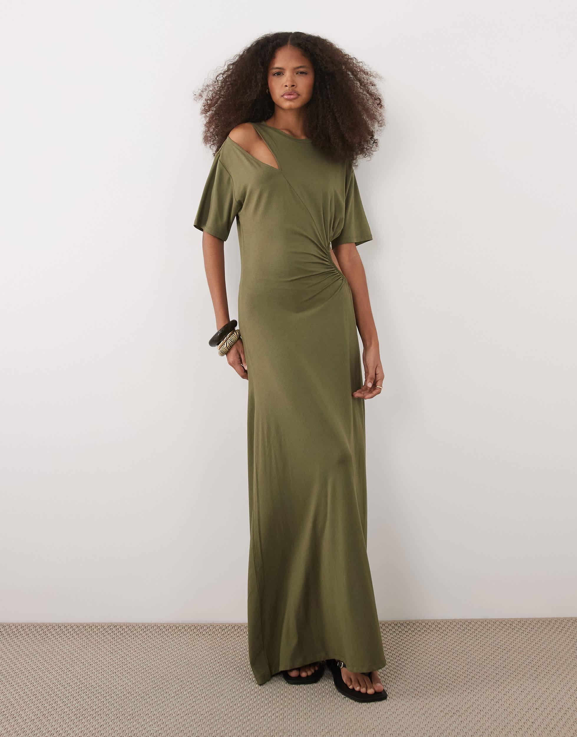 asos design short sleeve slinky maxi dress in khaki ASOS DESIGN slinky collared v neck maxi dress in light khaki
