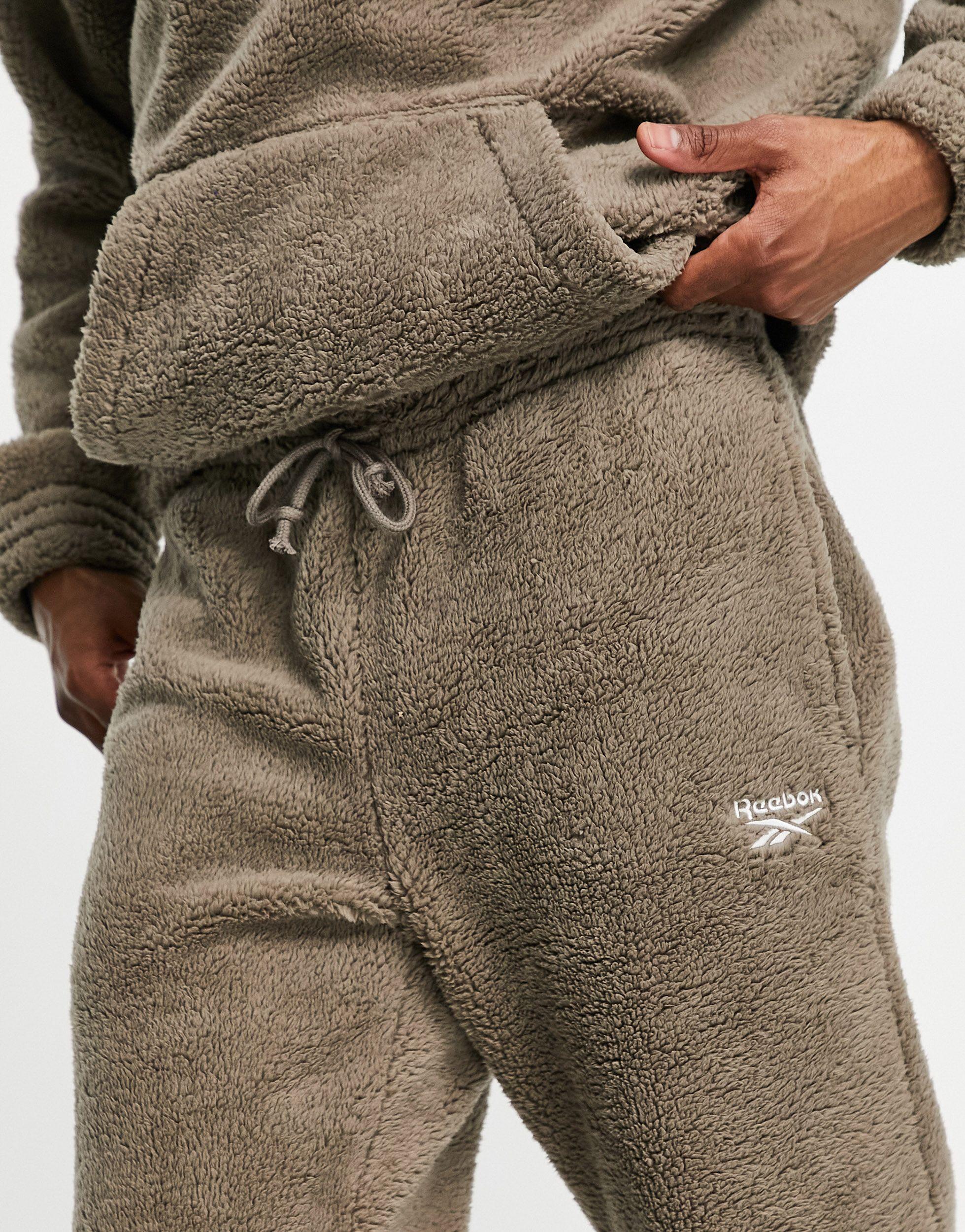 Sherpa fleece joggers new arrivals