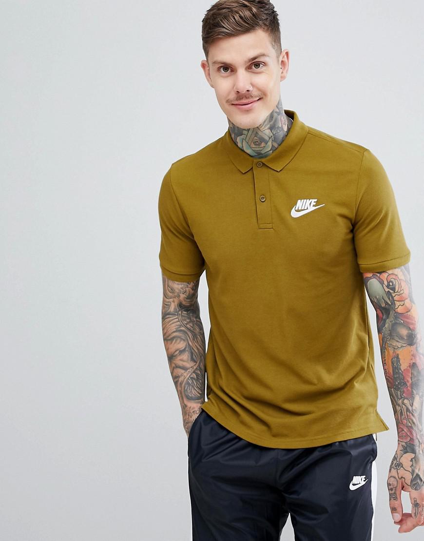 green nike polo shirt