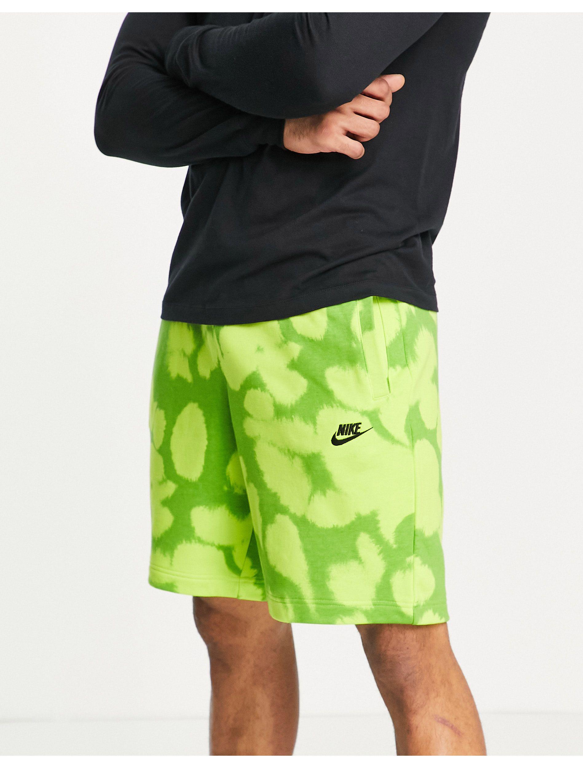 theater zacht boog Nike Sport Essentials Acid Wash Fleece Shorts in Green for Men | Lyst