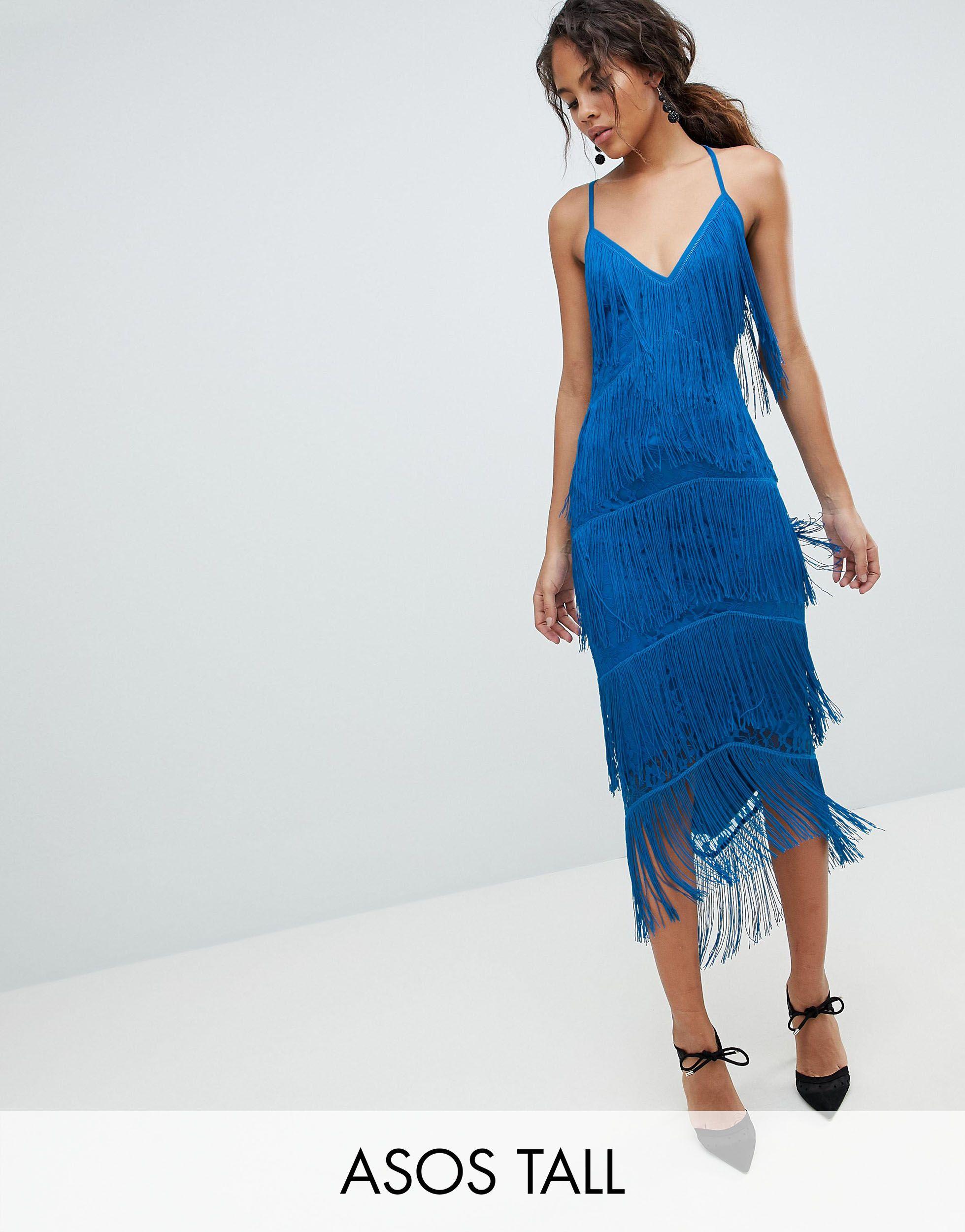 ASOS DESIGN Tall - Vestito midi a fascia con scollo profondo, frange e  pizzoASOS in Pizzo di colore Blu | Lyst