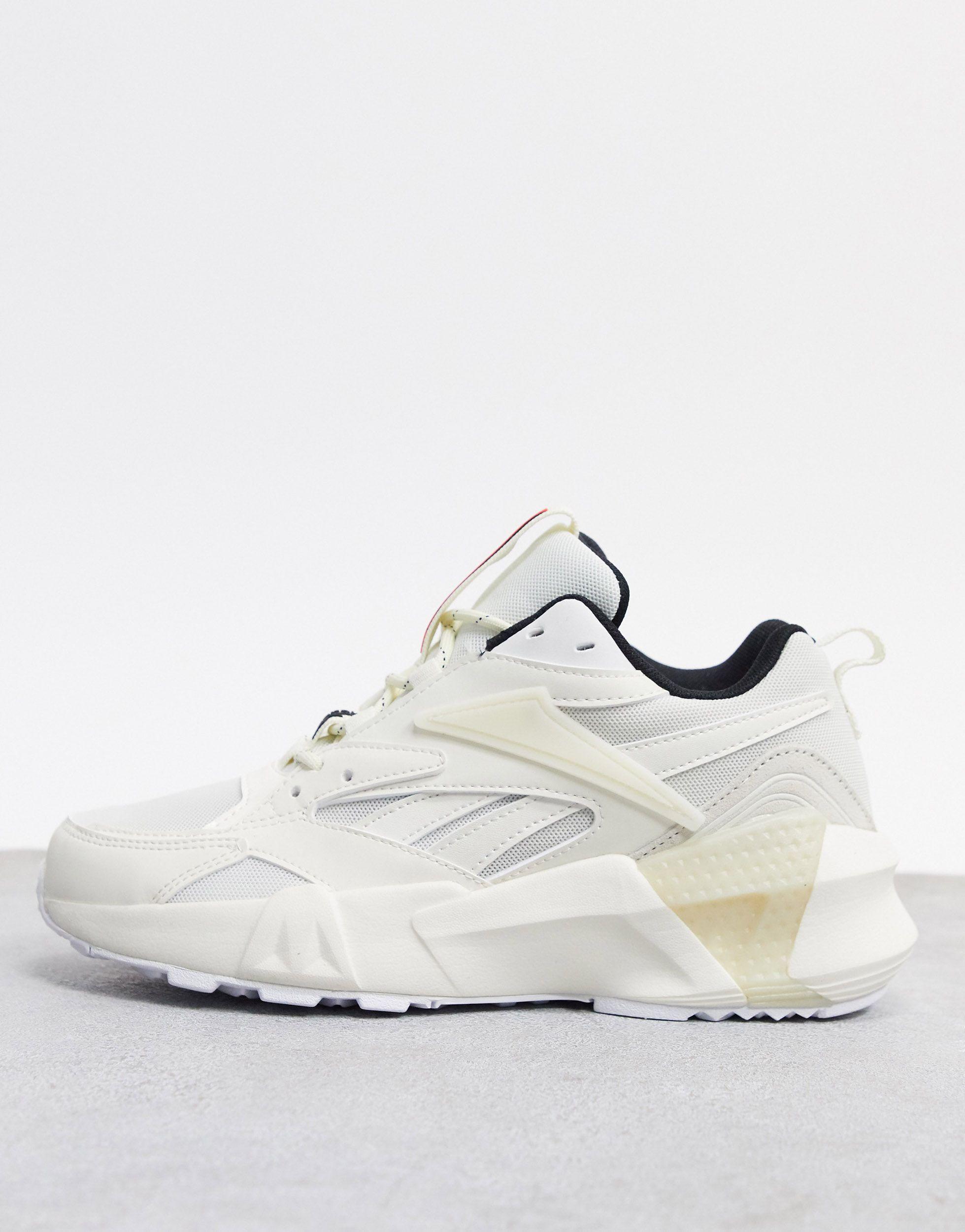 Reebok Aztrek Double Trainers in White 