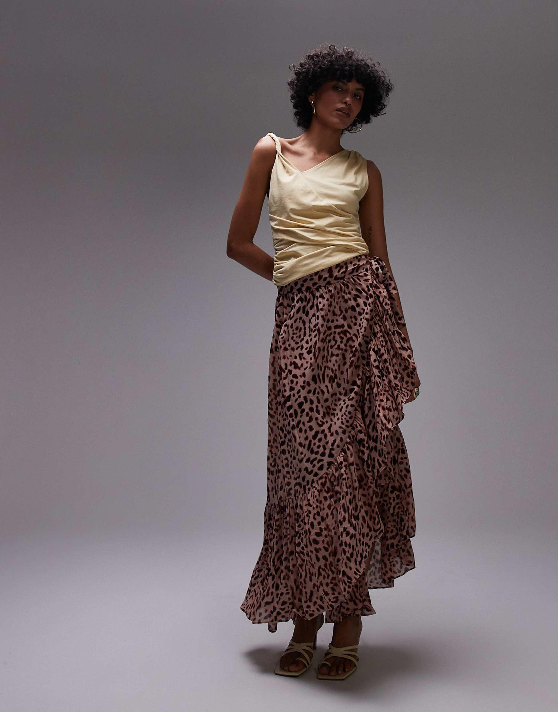 Jupe & Other Stories - Taille UK 10 / EUR 38 - Bleu - Polyester Asymétrique - Neuf Sans étiquette