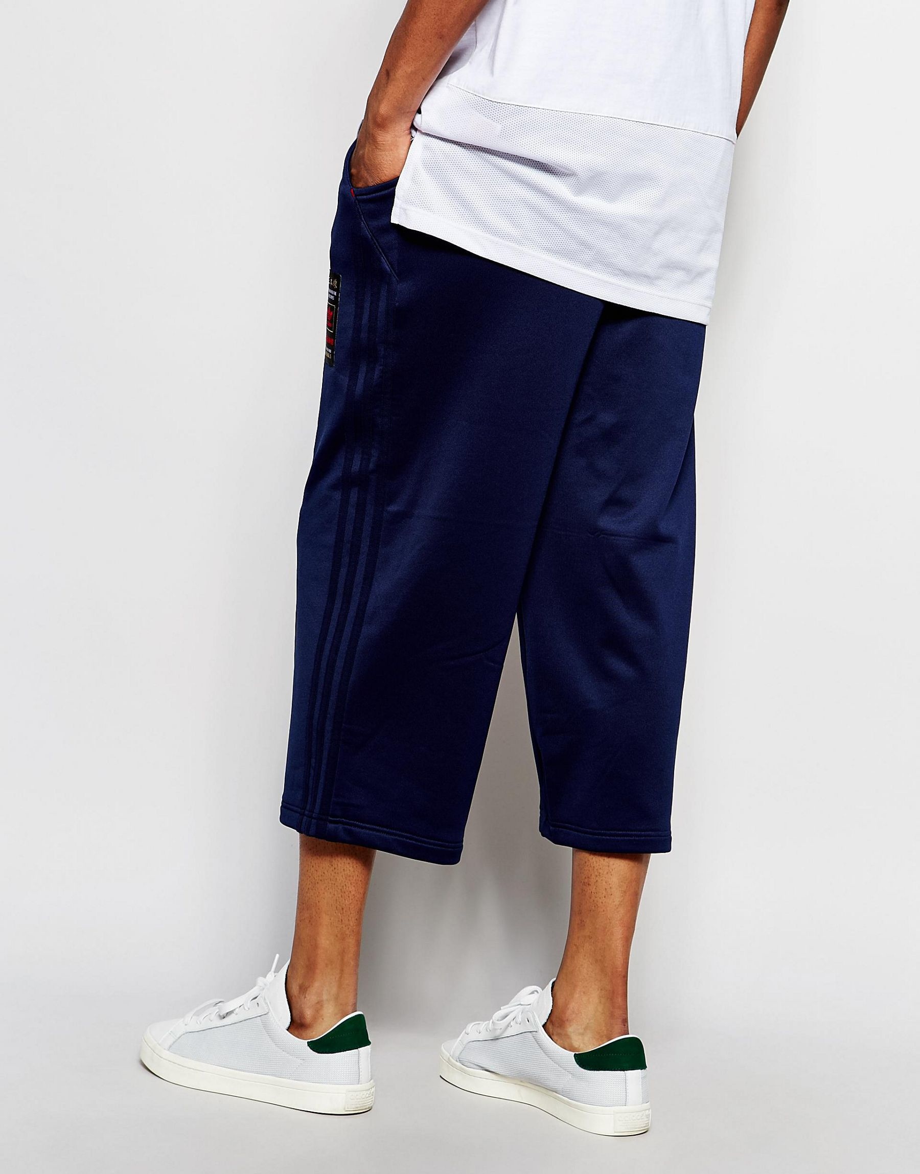 adidas Originals Synthetic Budo Wideleg Cropped Sweatpants Az6368 in Blue  for Men - Lyst