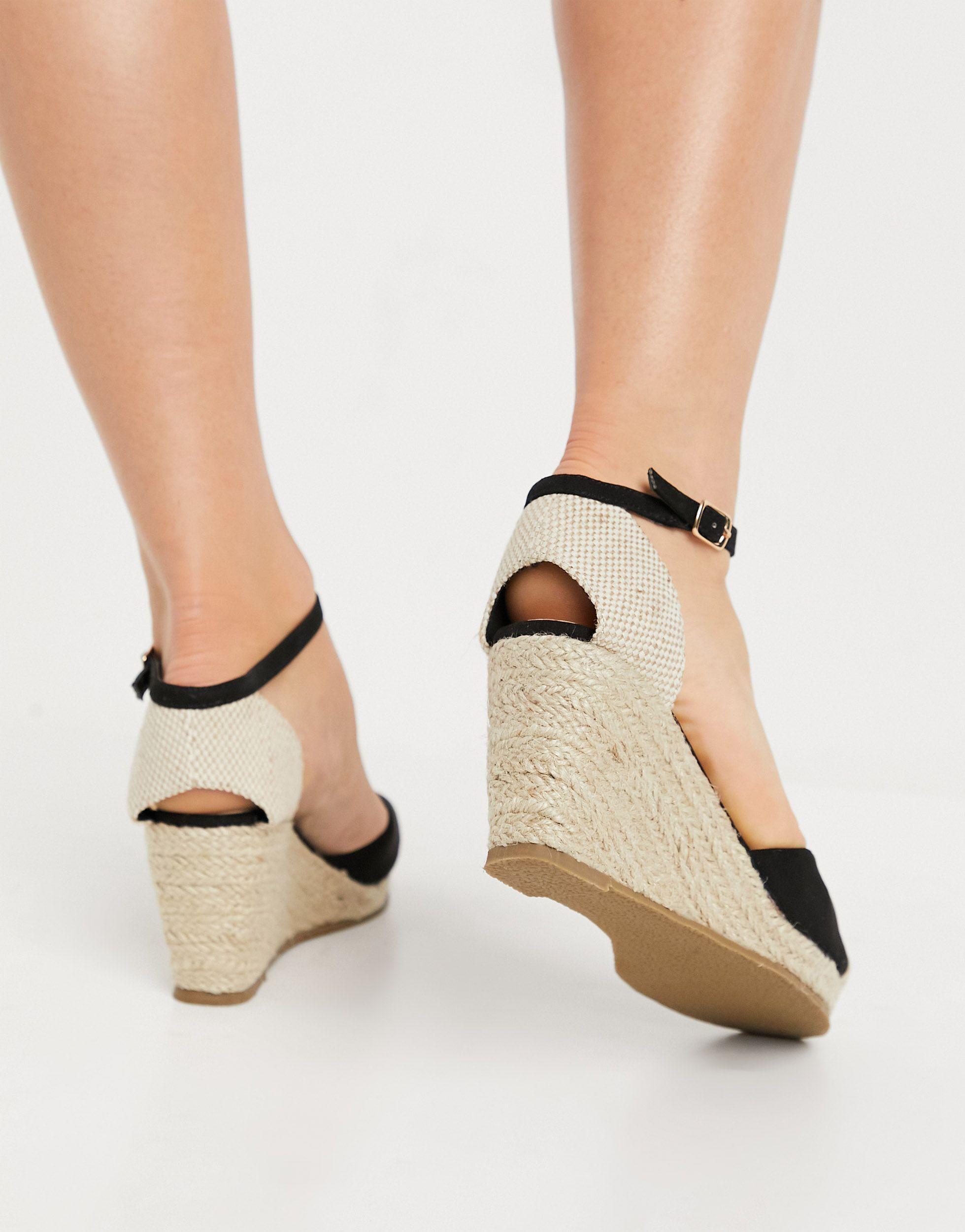 Truffle Collection Sleehakken Met Dichte Neus in het Zwart - Lyst