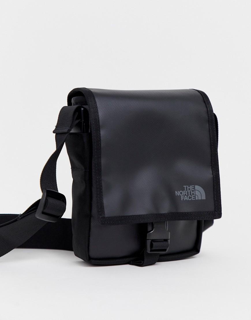 the north face bardu flight bag in black