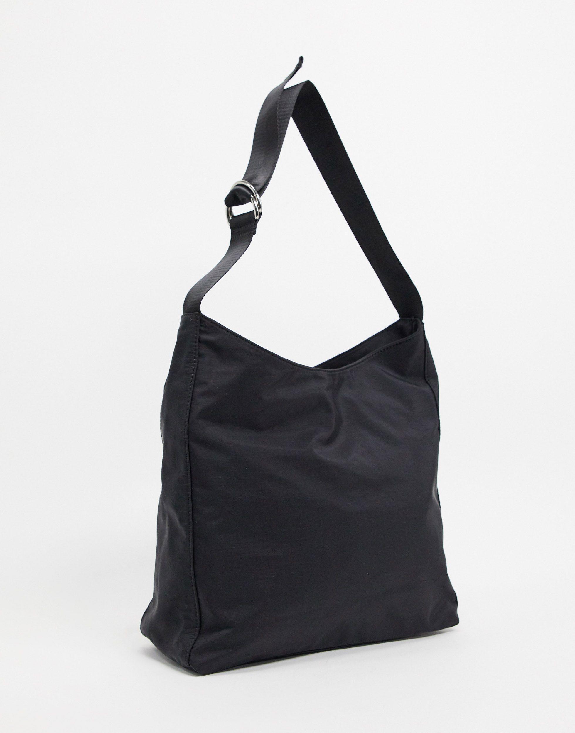sporty tote bag