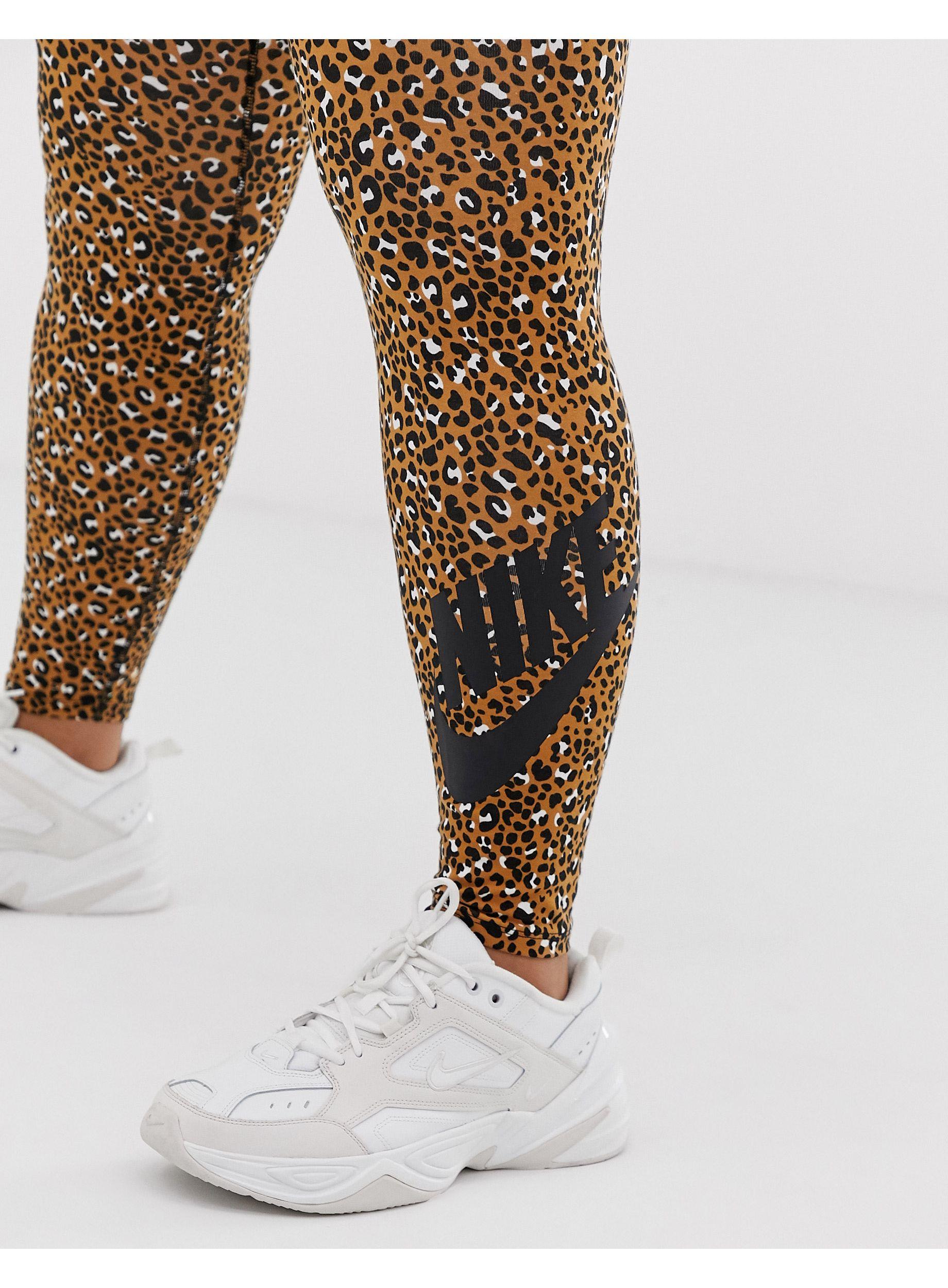 Nike Baumwolle Plus – Leggings mit Leopardenmuster in Braun | Lyst AT