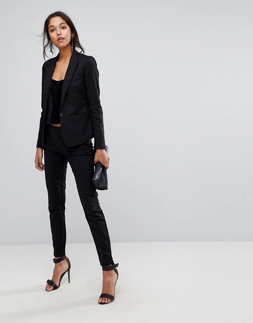 black co ord suit