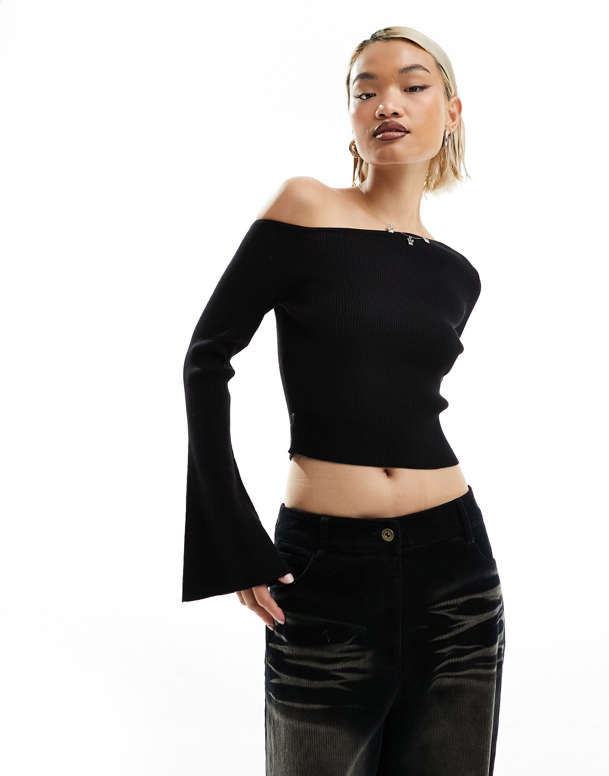 Long sleeve top one shoulder top