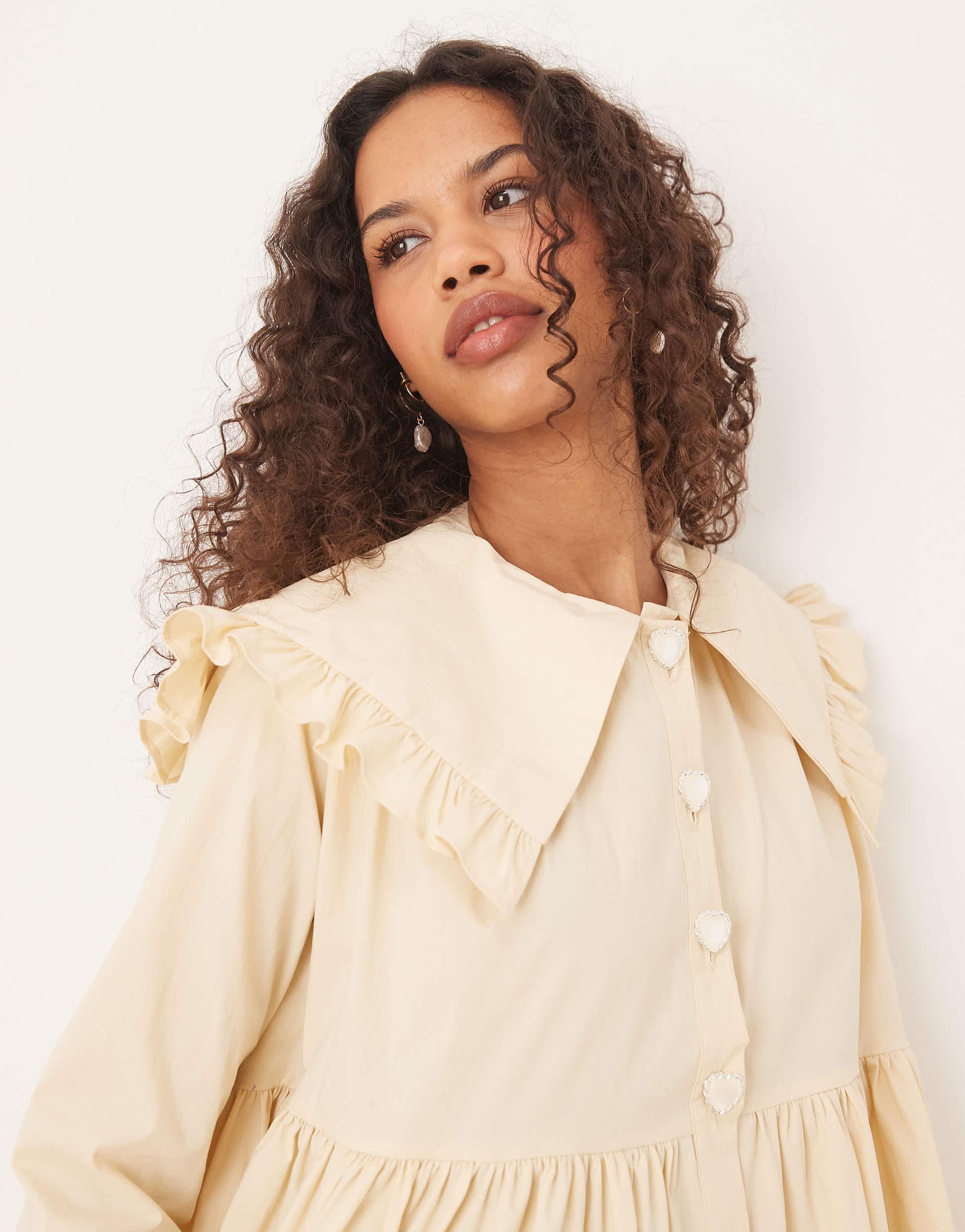 open lace back dress Fluffy Long One-Piece with Oversized Collar