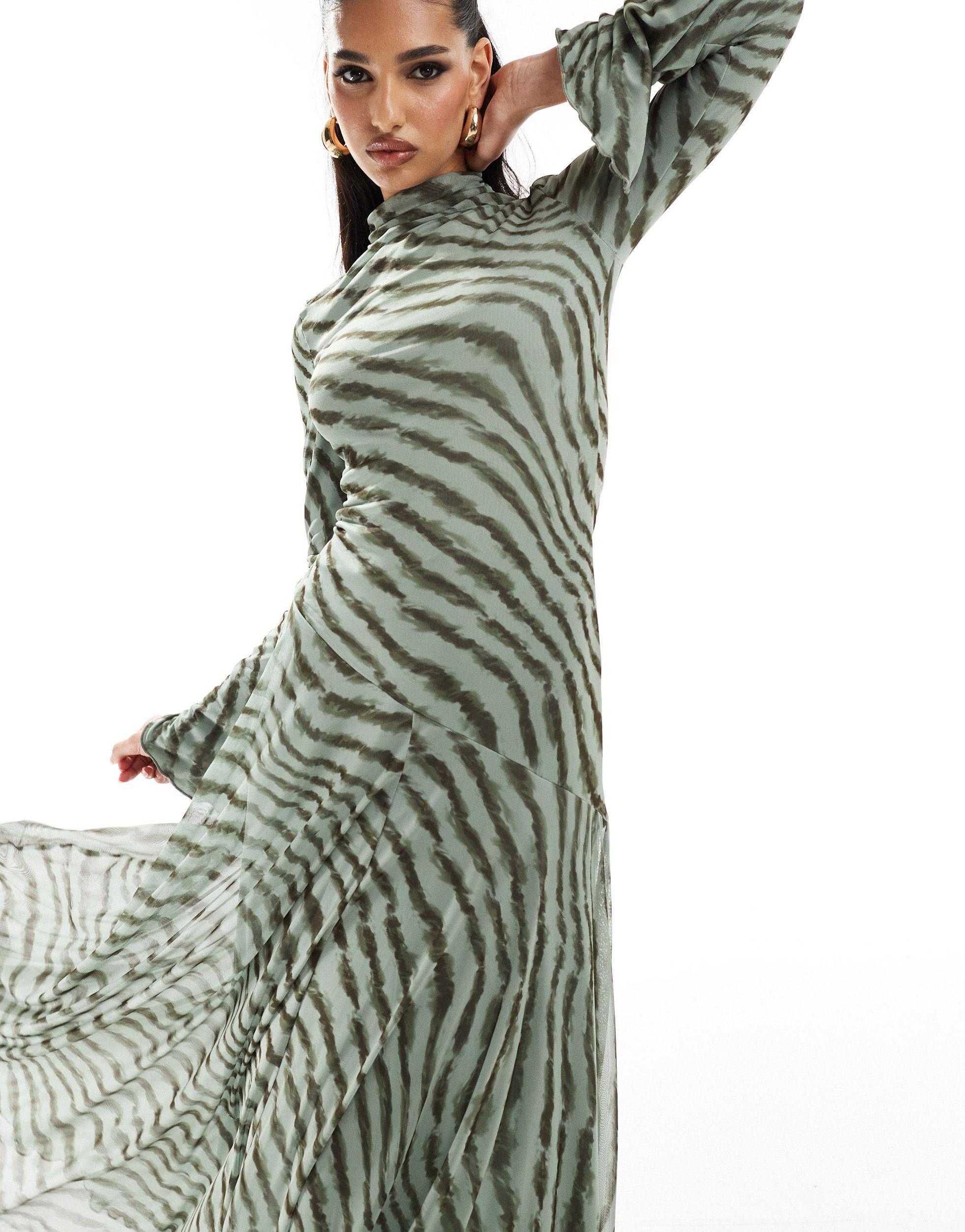 Robe trapeze longue a col montant et manches longues rayures kaki ASOS en coloris Vert Lyst