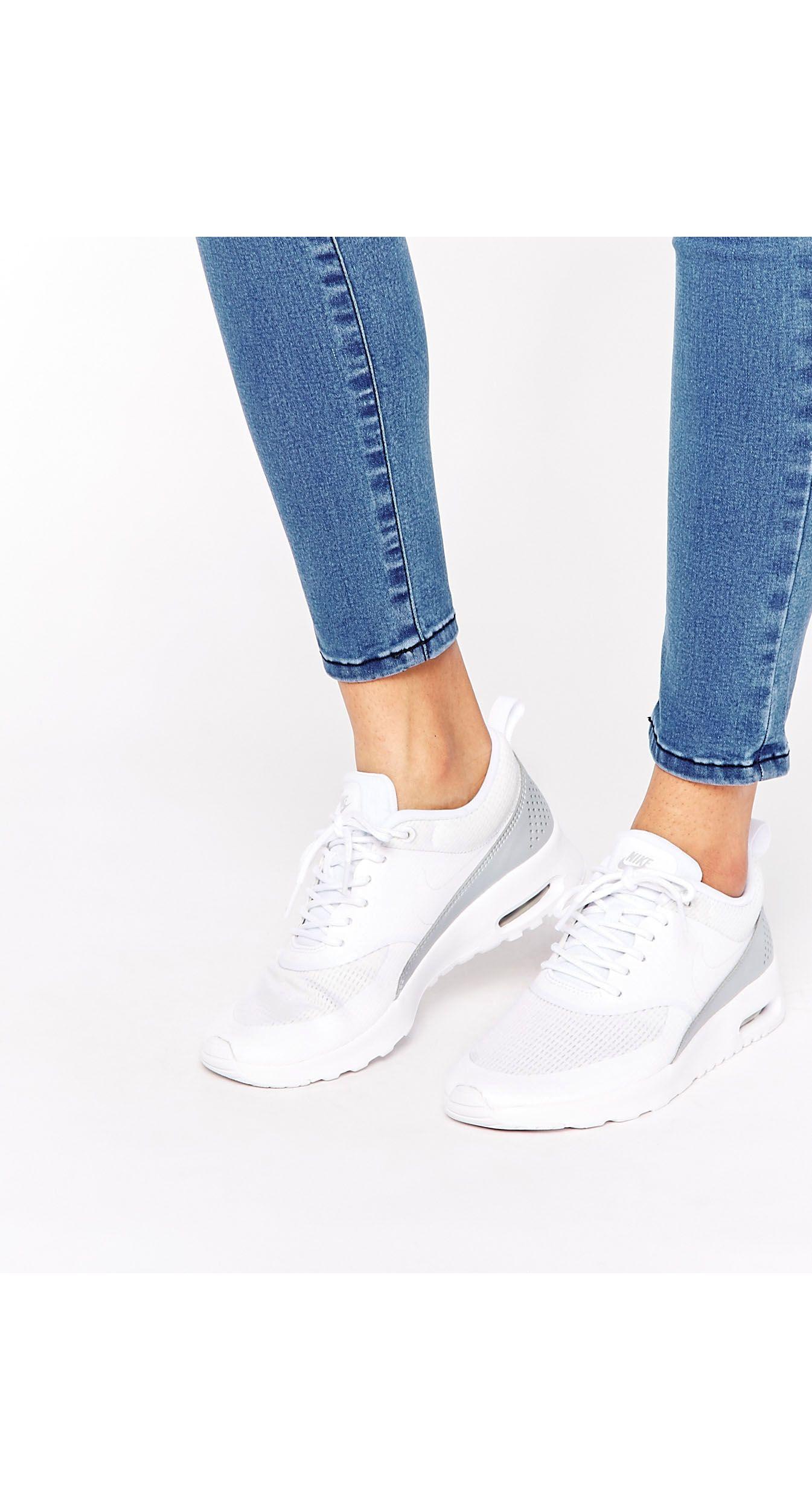 Air max thea nere e bianche top