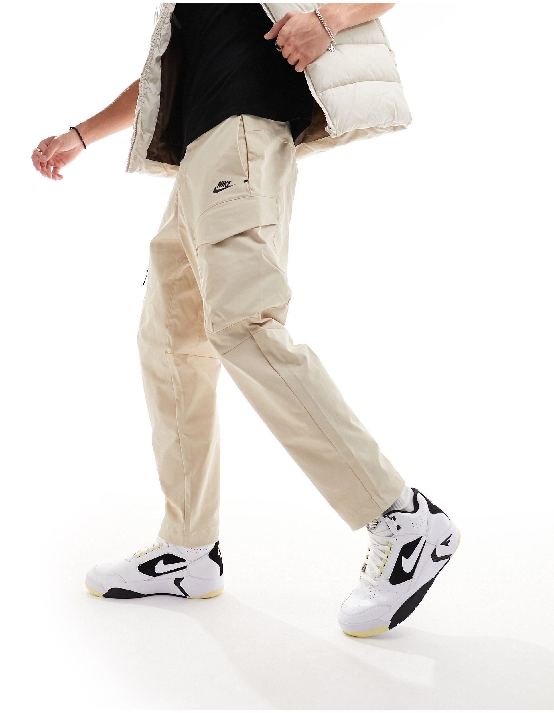 Nike Tech Essentials Cargo Pants in White for Men | Lyst