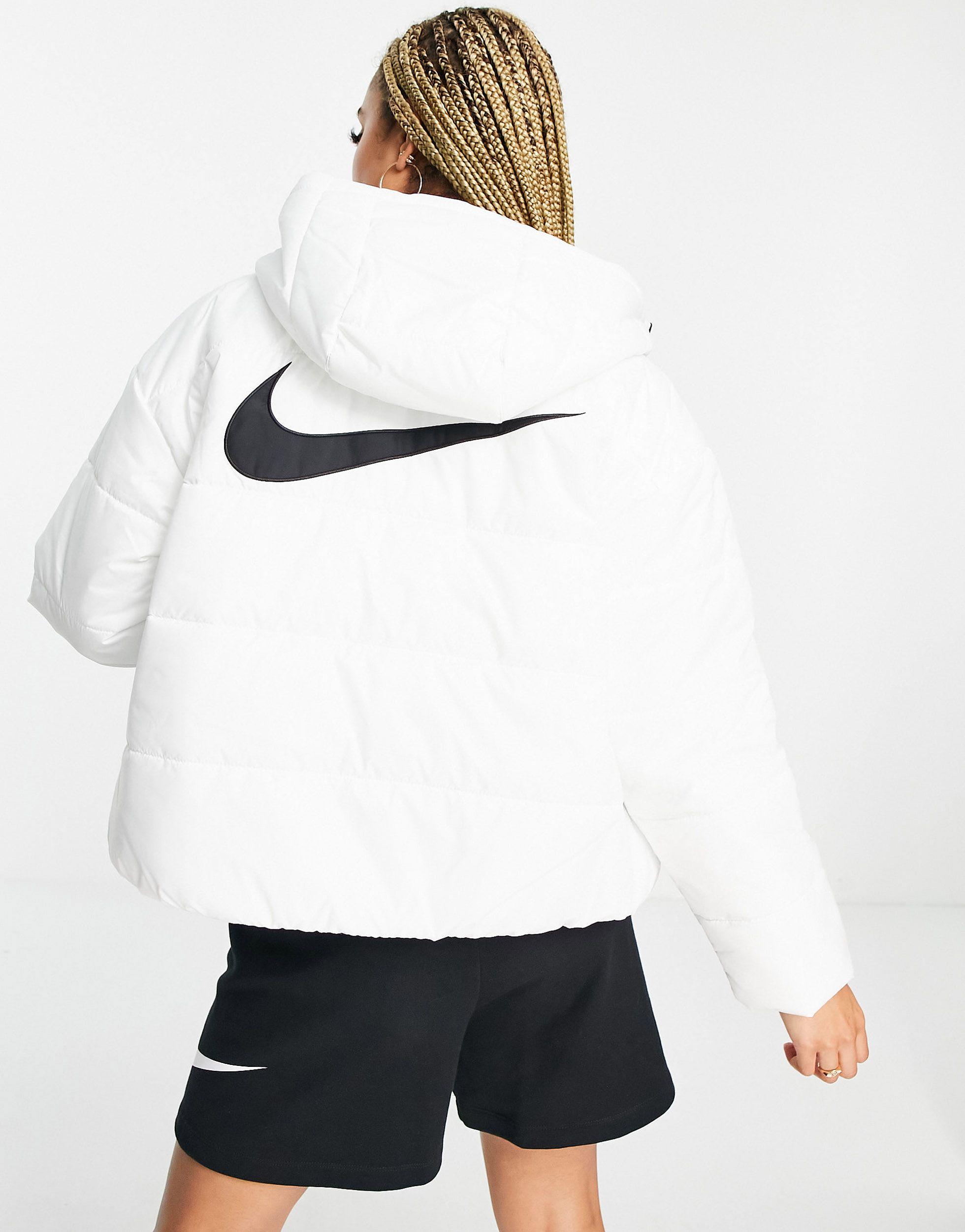 Nike Classic Padded Jacket With Hood in White | Lyst