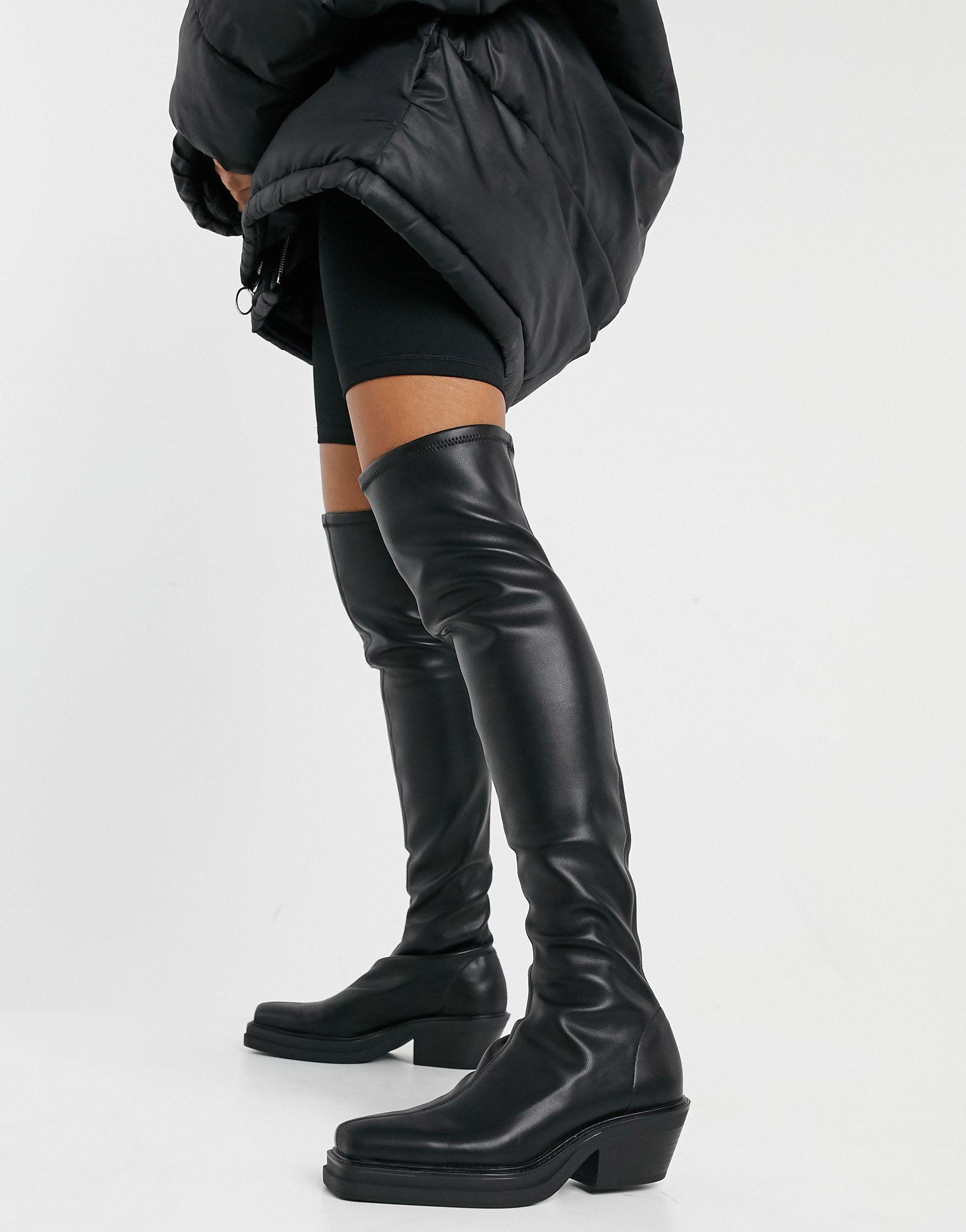 Stivali sopra il ginocchio neri elasticizzati di Pull\u0026Bear in Nero | Lyst