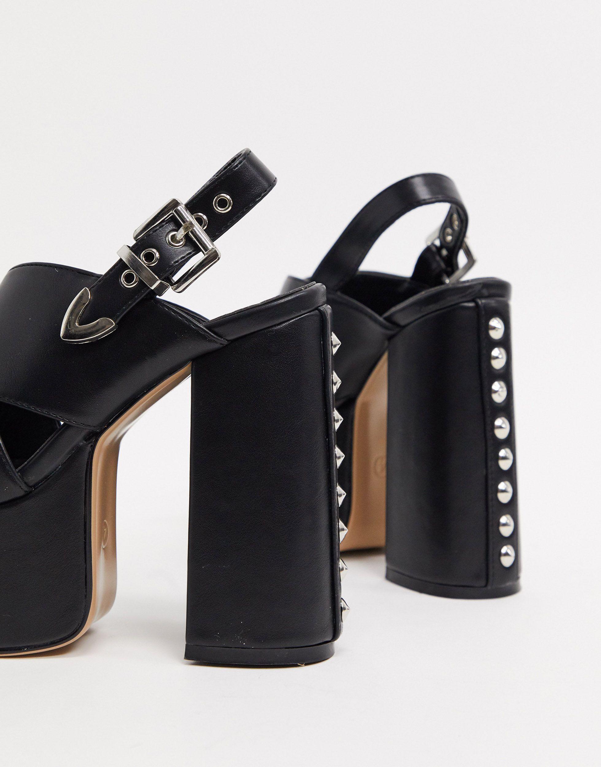 nike epic flyknit react 2