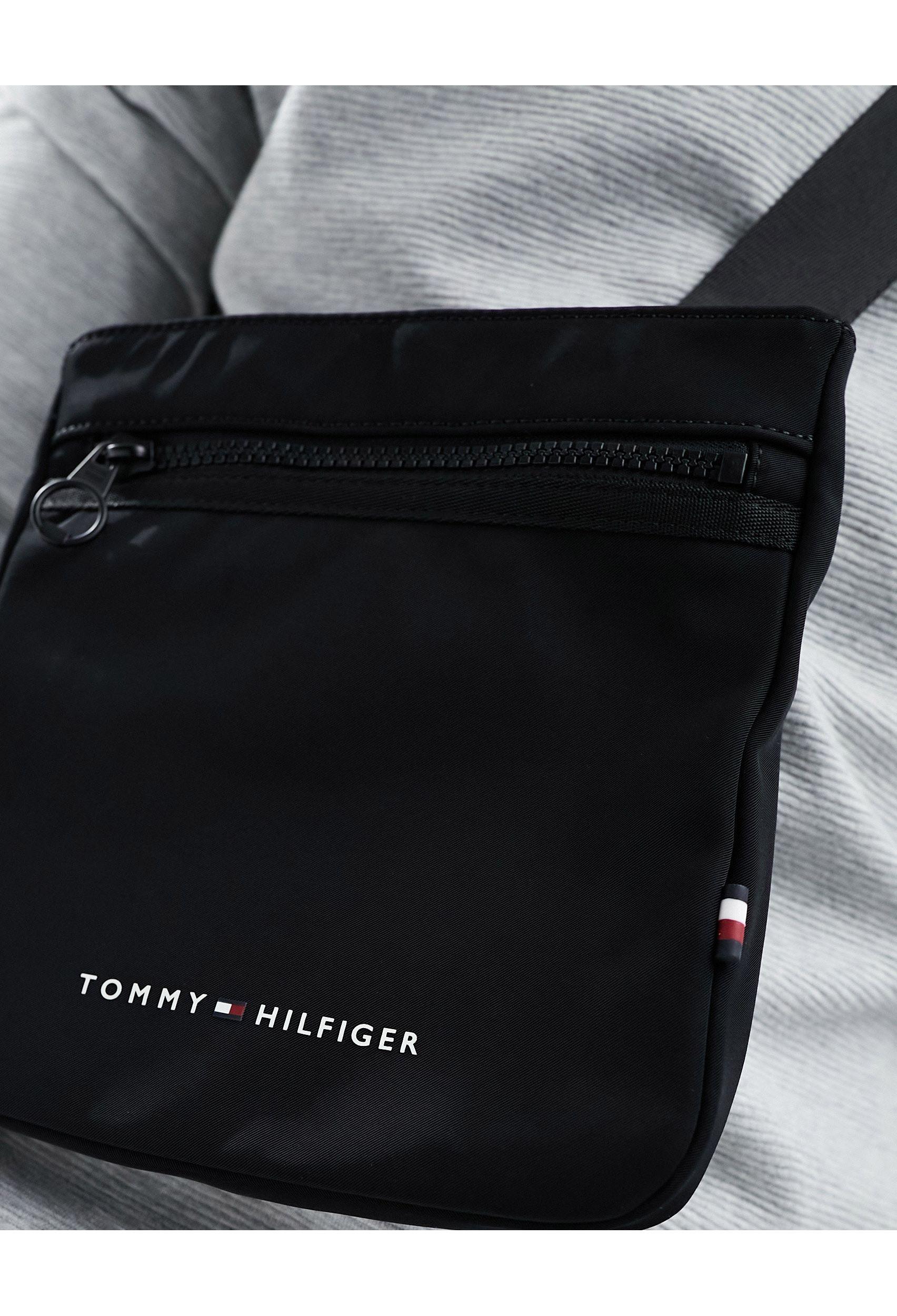 Tommy hilfiger city mini crossover sales