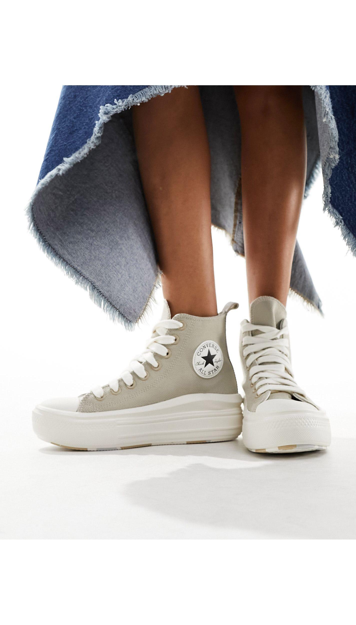 Converse veters wit new arrivals