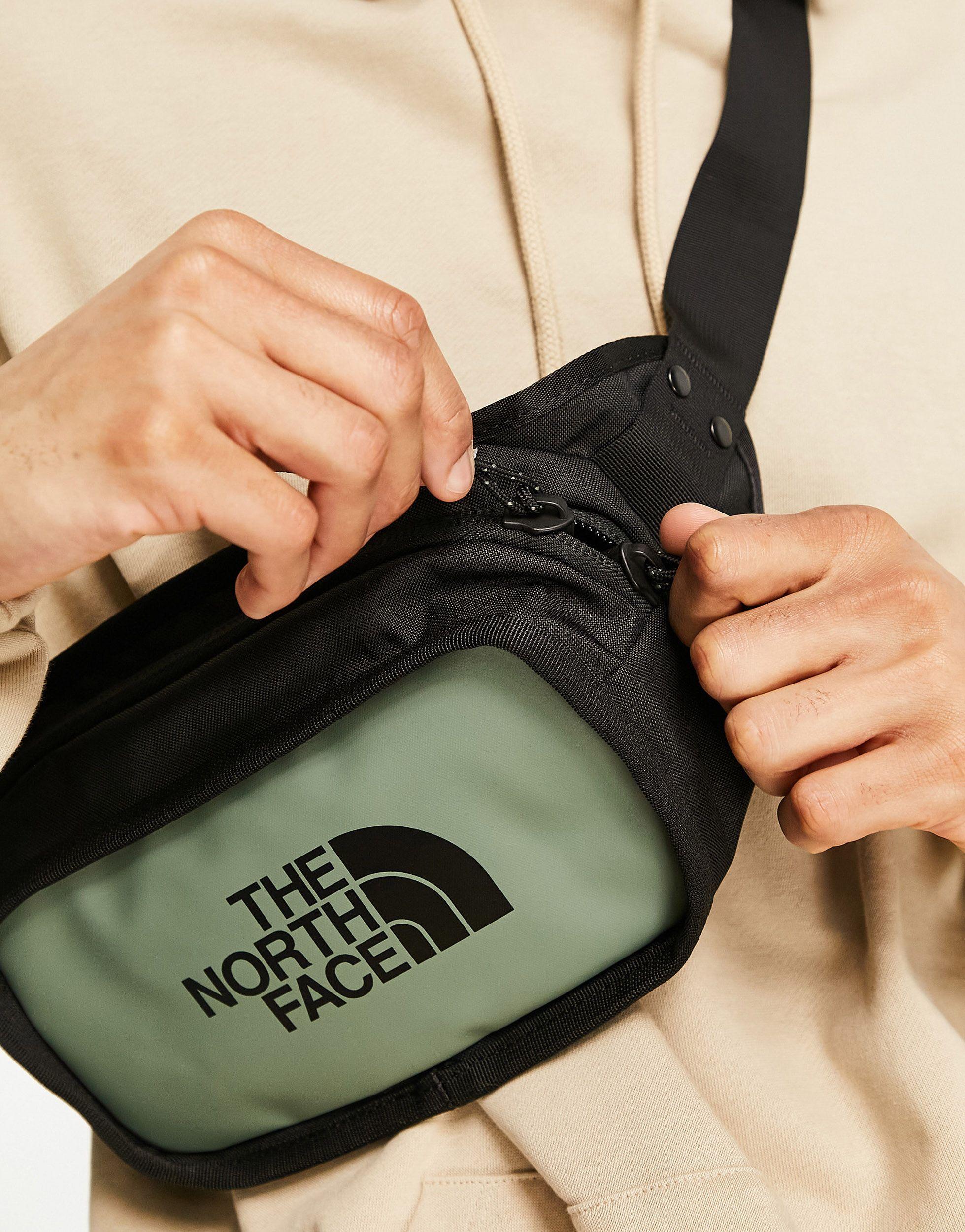 The North Face Bozer Iii Large Fanny Pack in Green for Men | Lyst