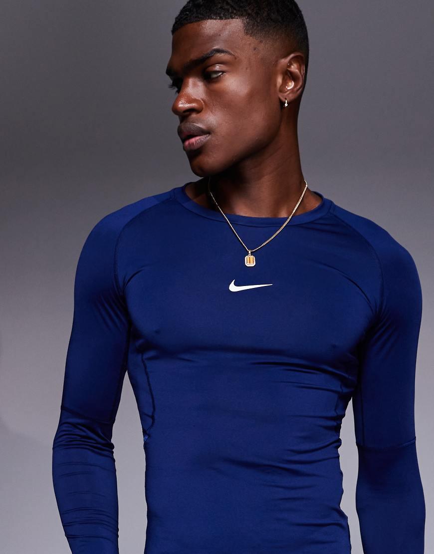 navy blue nike long sleeve