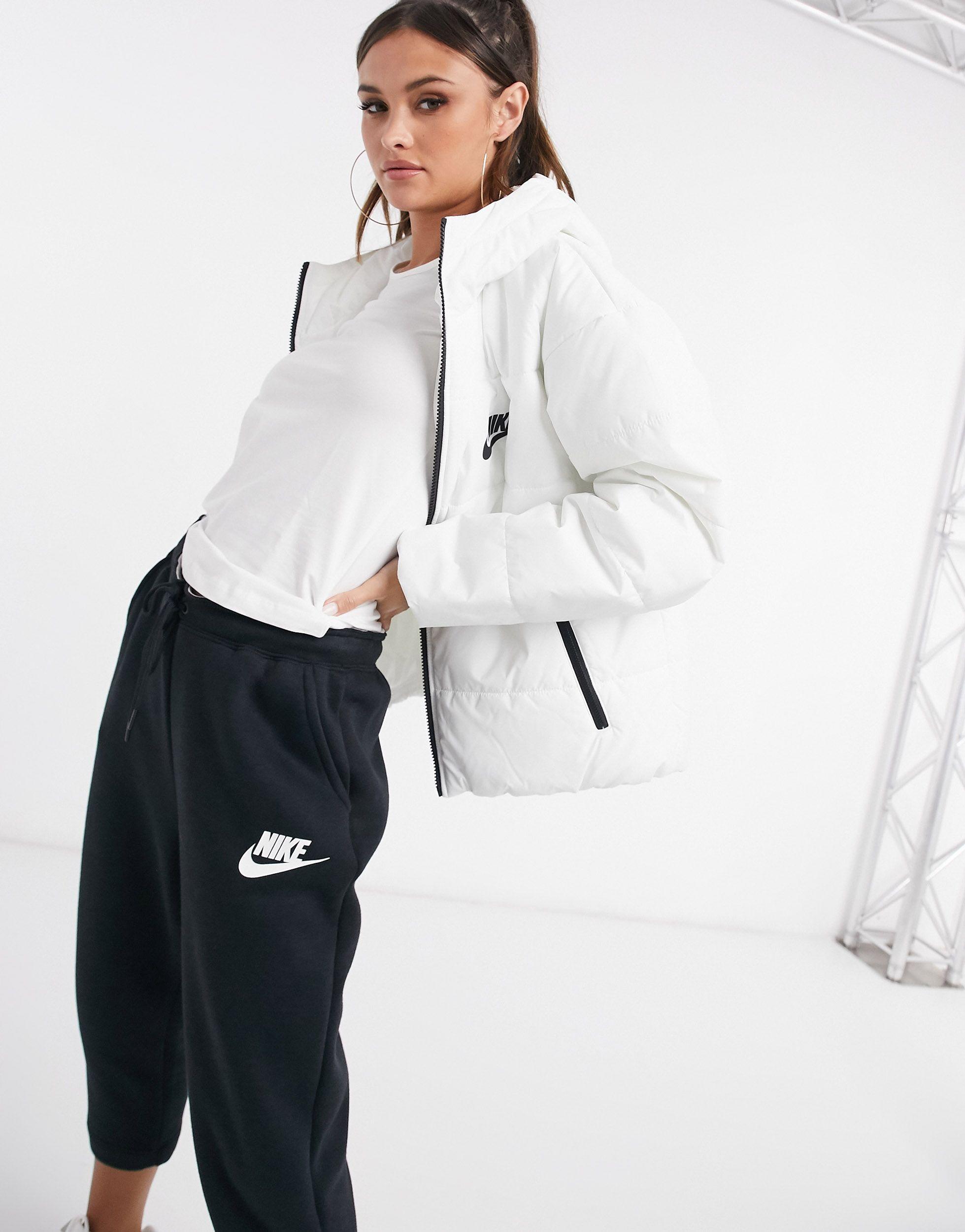 Nike Padded Jacket With Back Swoosh in White | Lyst