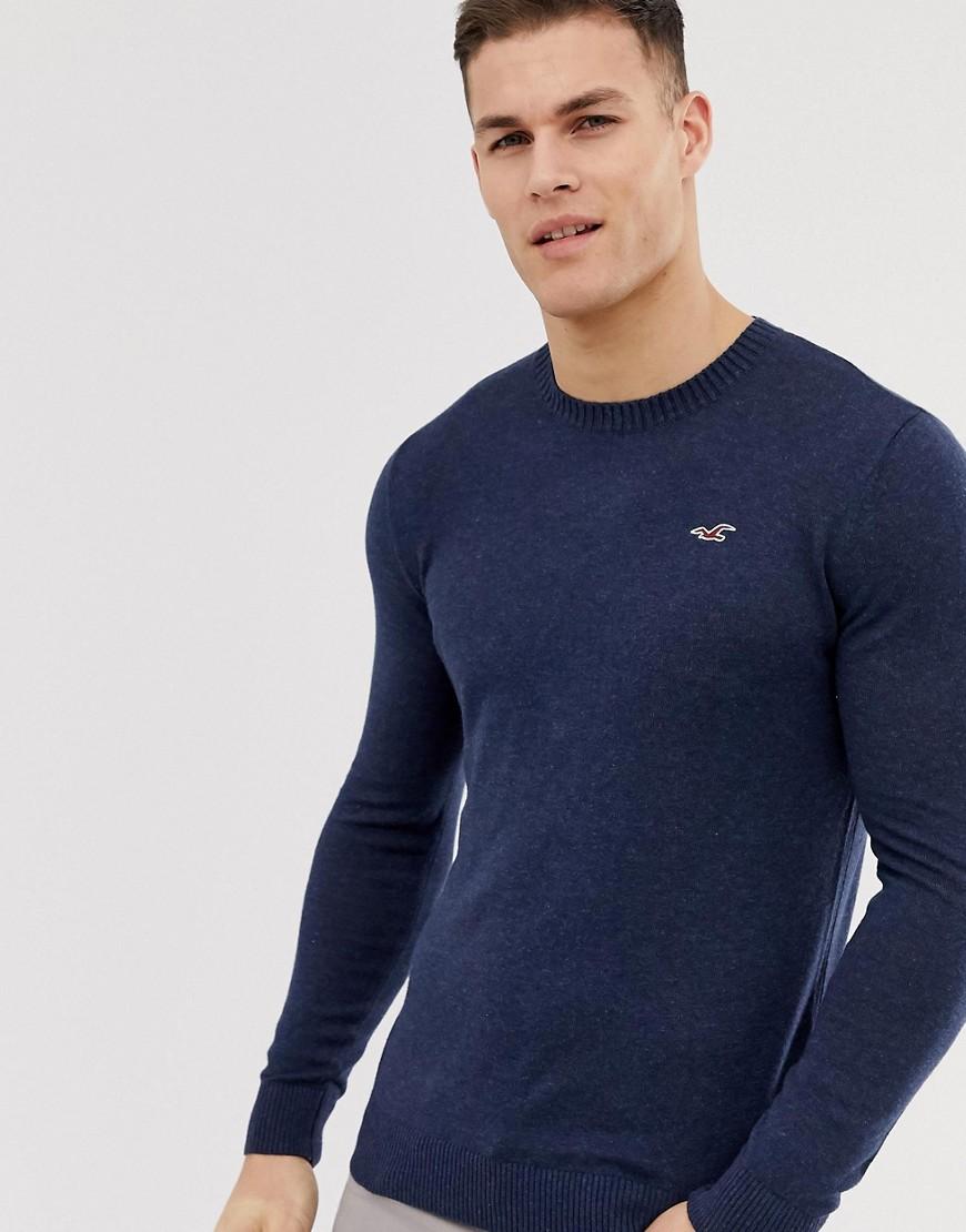 hollister muscle fit jumper