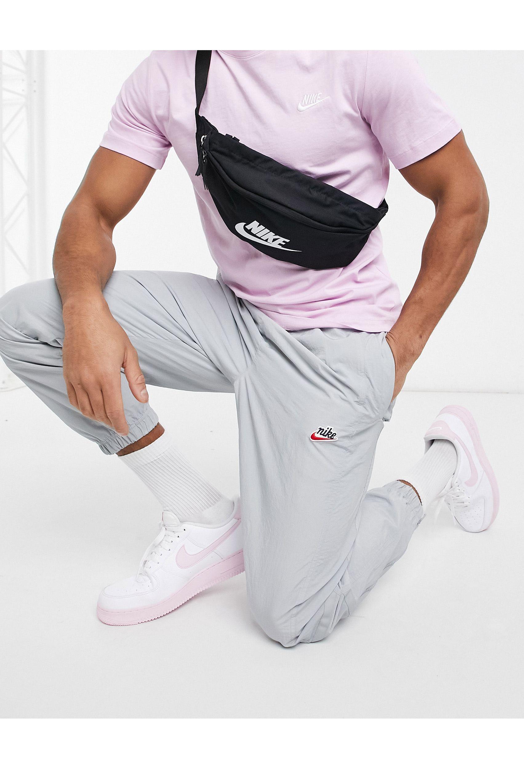 Nike Heritage Essentials Woven Cuffed 