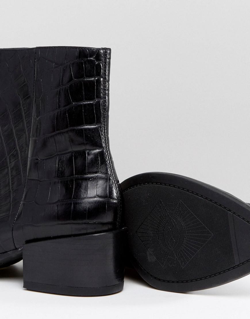 vagabond shoemakers marja embossed chelsea boot