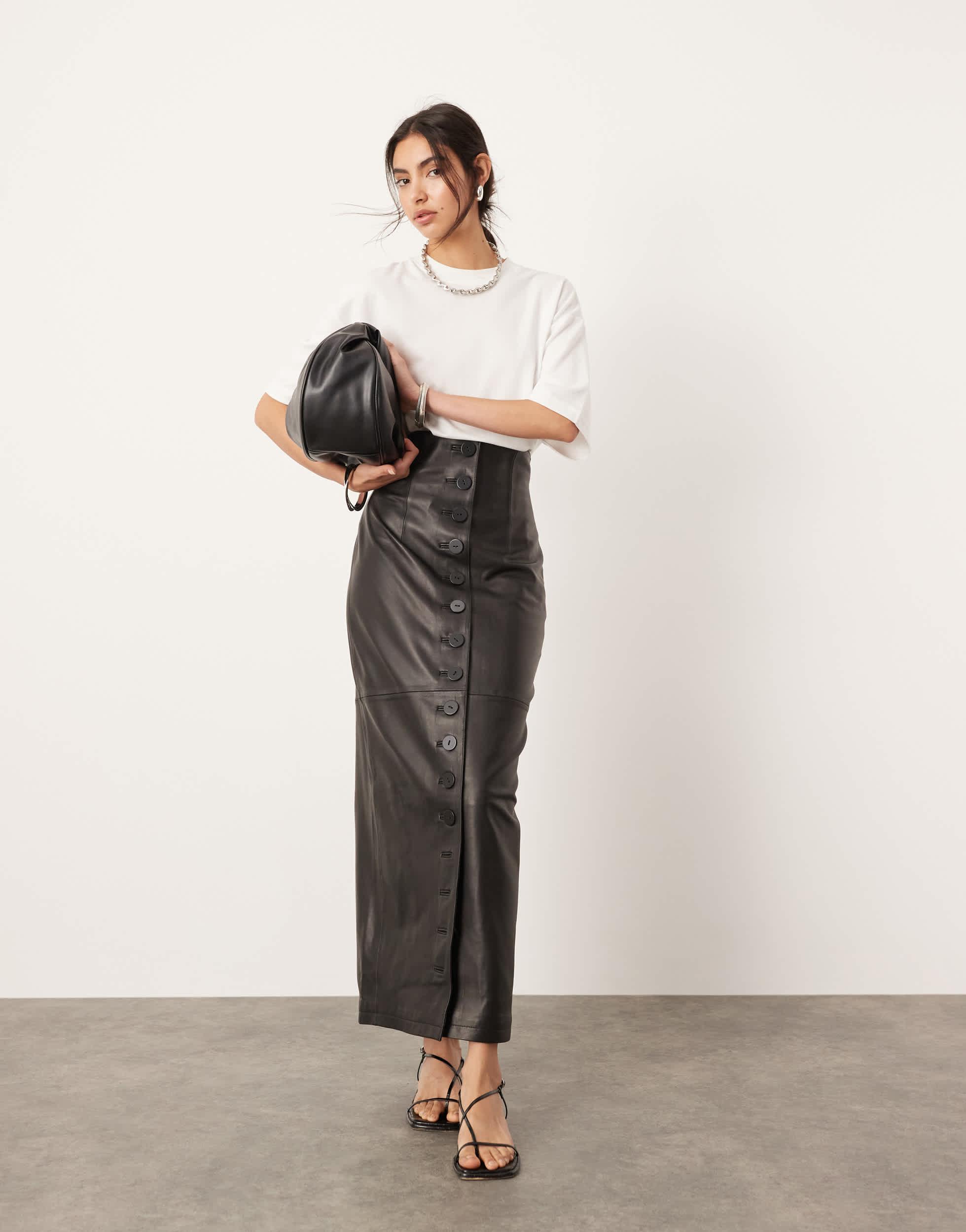 Jupe longue a taille haute en cuir doux avec details boutonnes ASOS en coloris Blanc Lyst