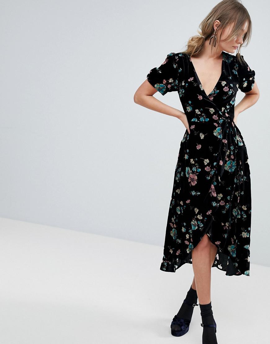 Oasis Floral Print Velvet Midi Wrap Dress in Black | Lyst