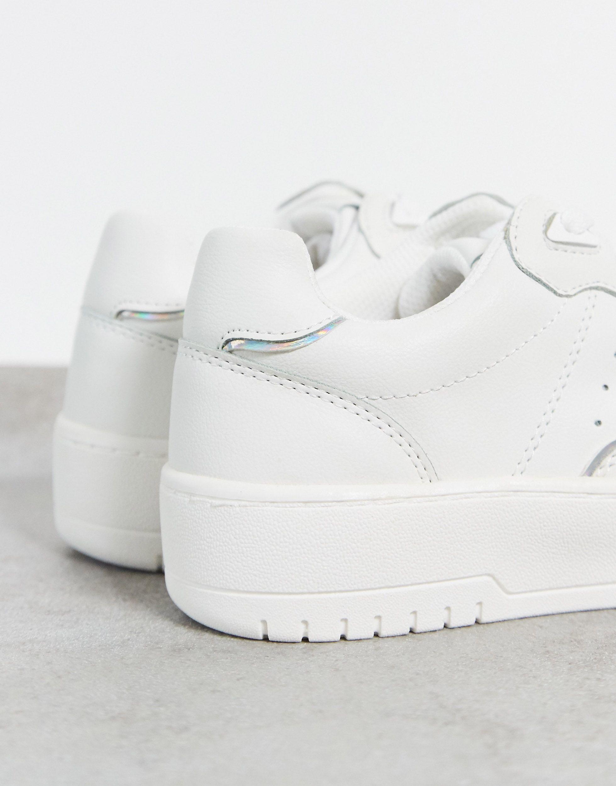 Stradivarius Trainers With Trim in White | Lyst