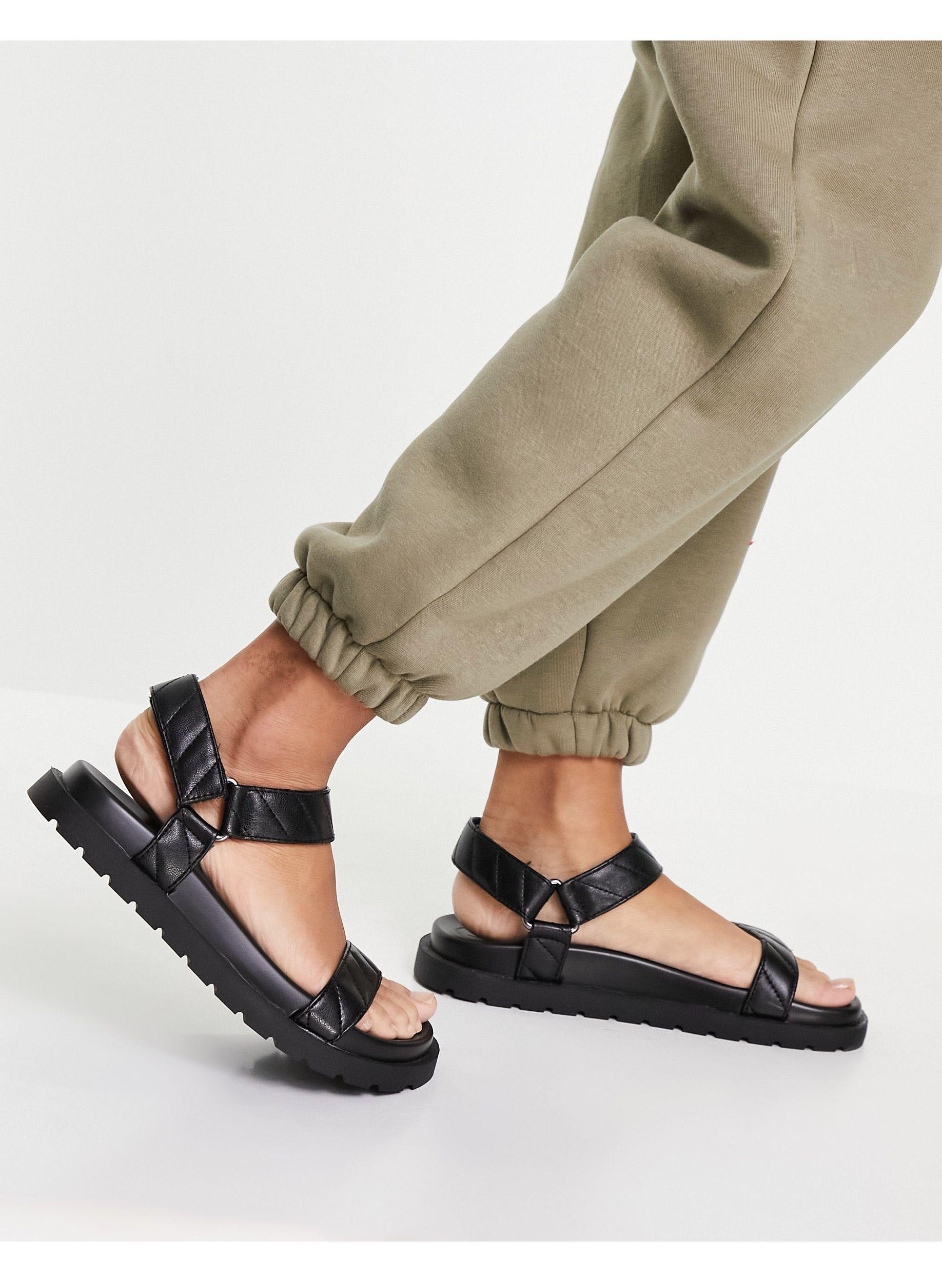 Bershka Padded Sporty Sandal in Black - Save 39% | Lyst