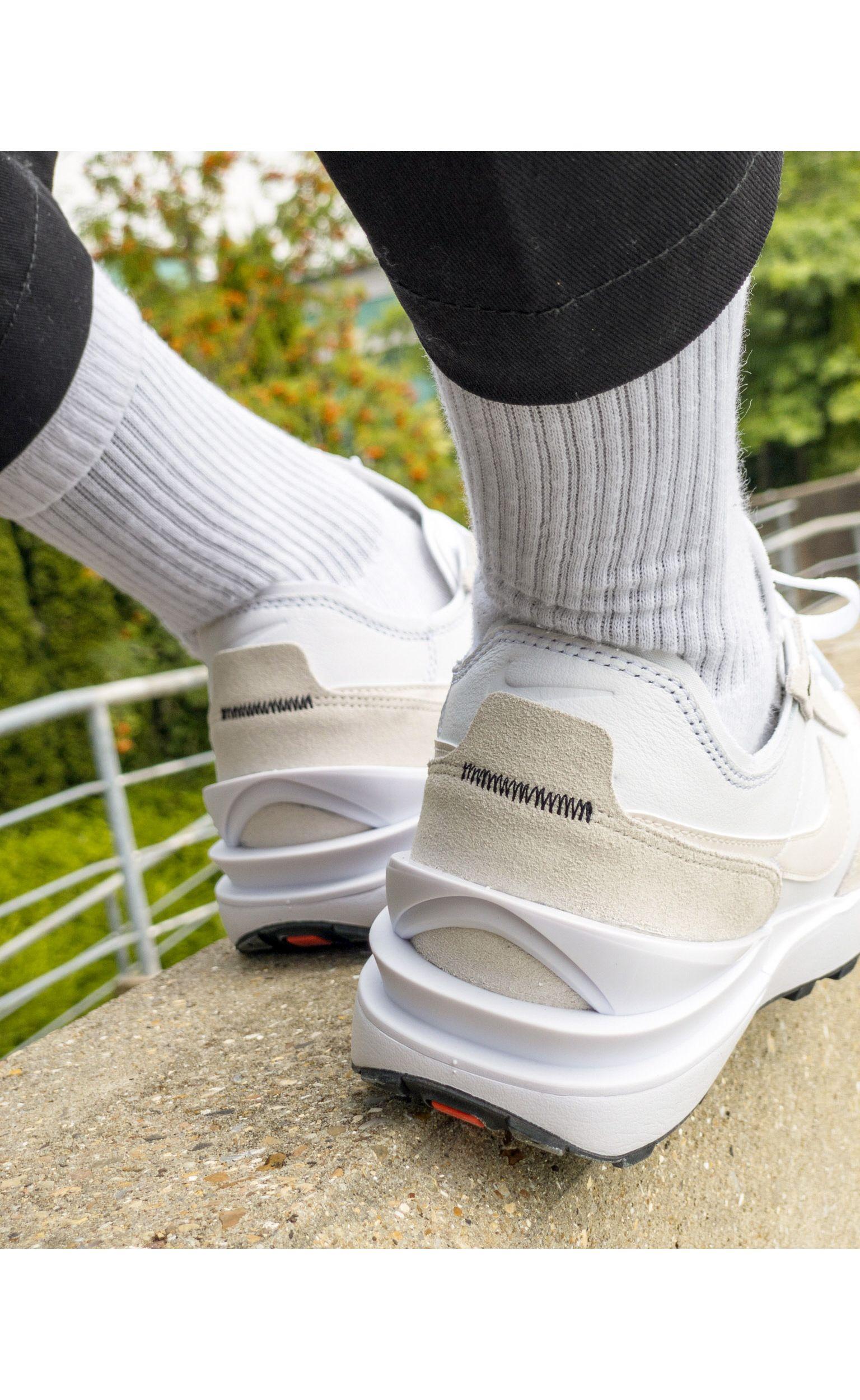 nike waffle one men's on feet