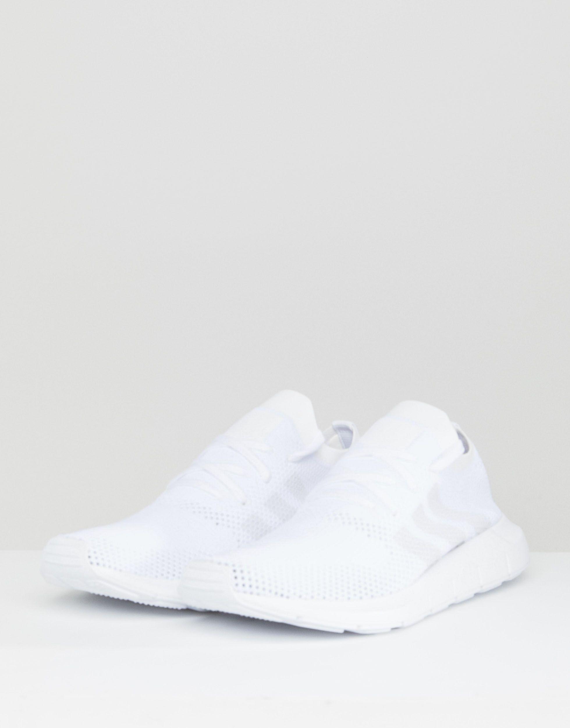 adidas Originals Swift Run Primeknit Trainers In White Cq2892 for Men | Lyst