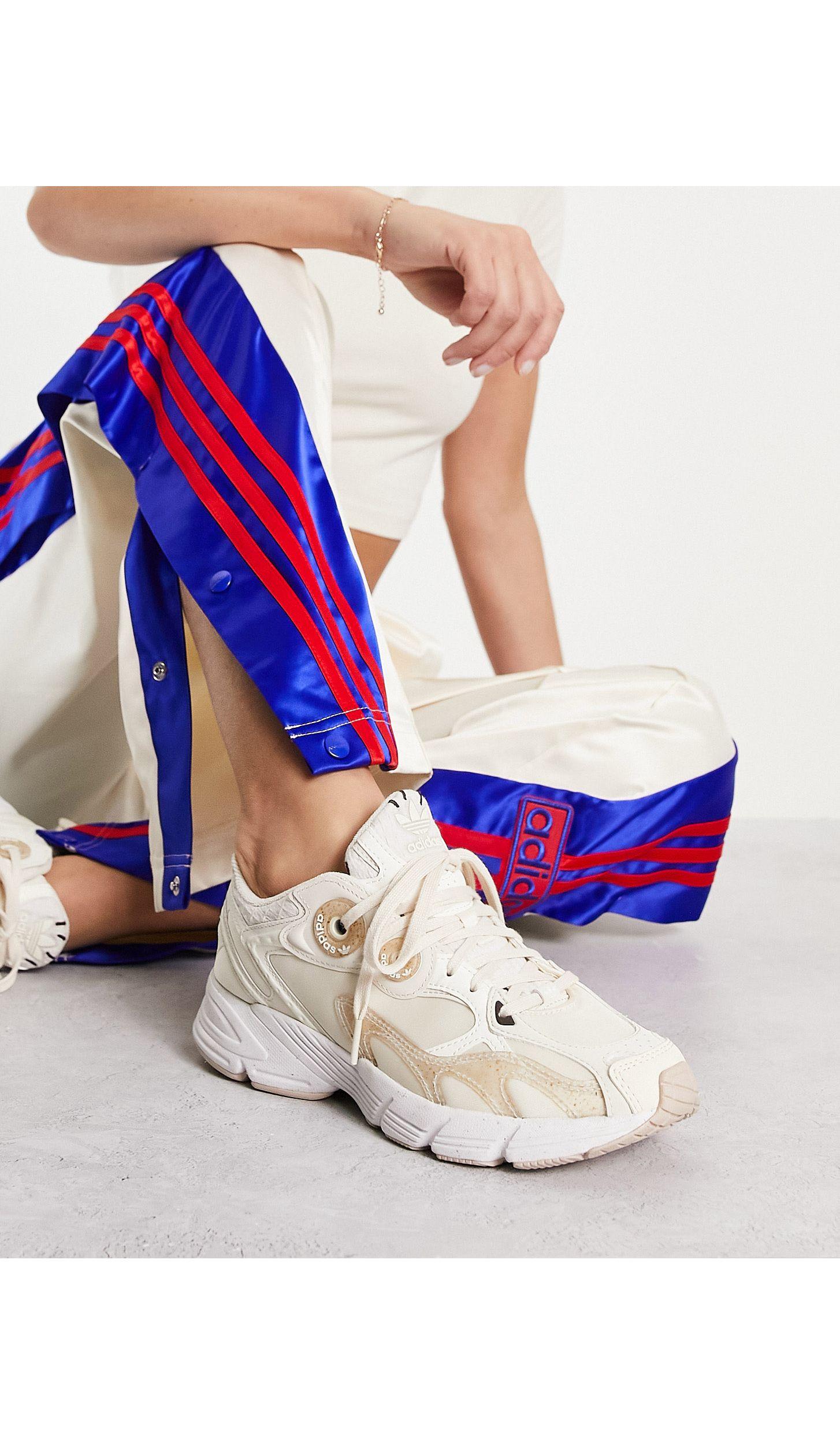 adidas astir shoes men