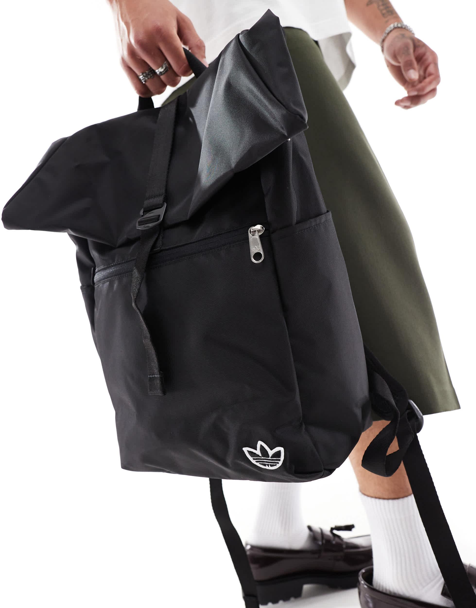 18 targus backpack gaming laptop 17.3” Strike II Gaming Backpack main image 0
