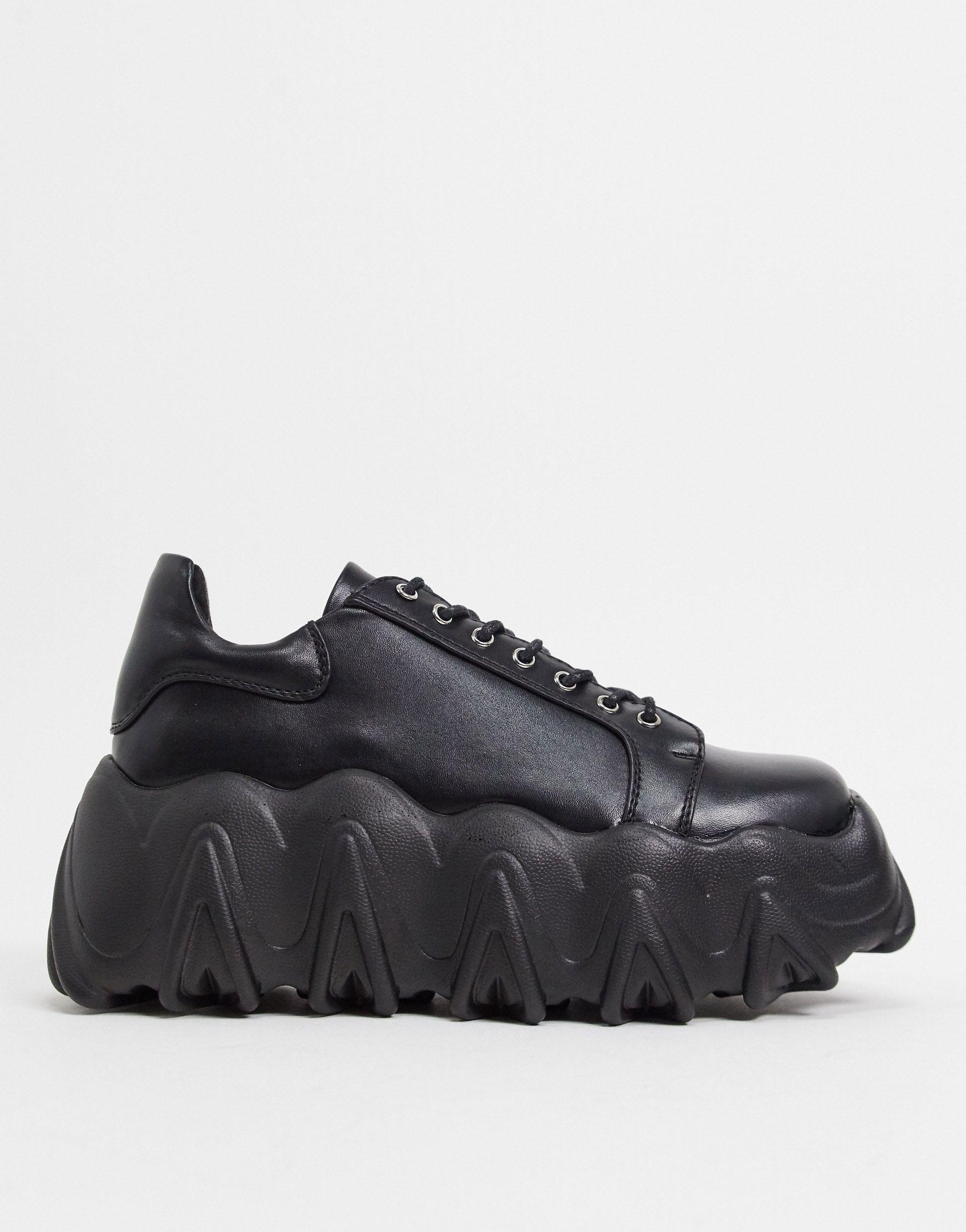 LAMODA Chunky Sneakers With Extreme Soles in Black | Lyst