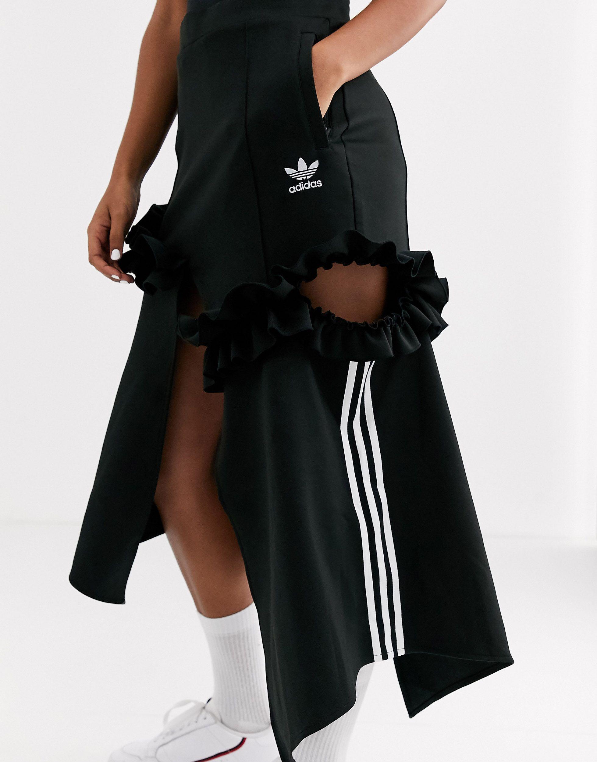 adidas Originals X J Trefoil Ruffle Skirt in Black | Lyst