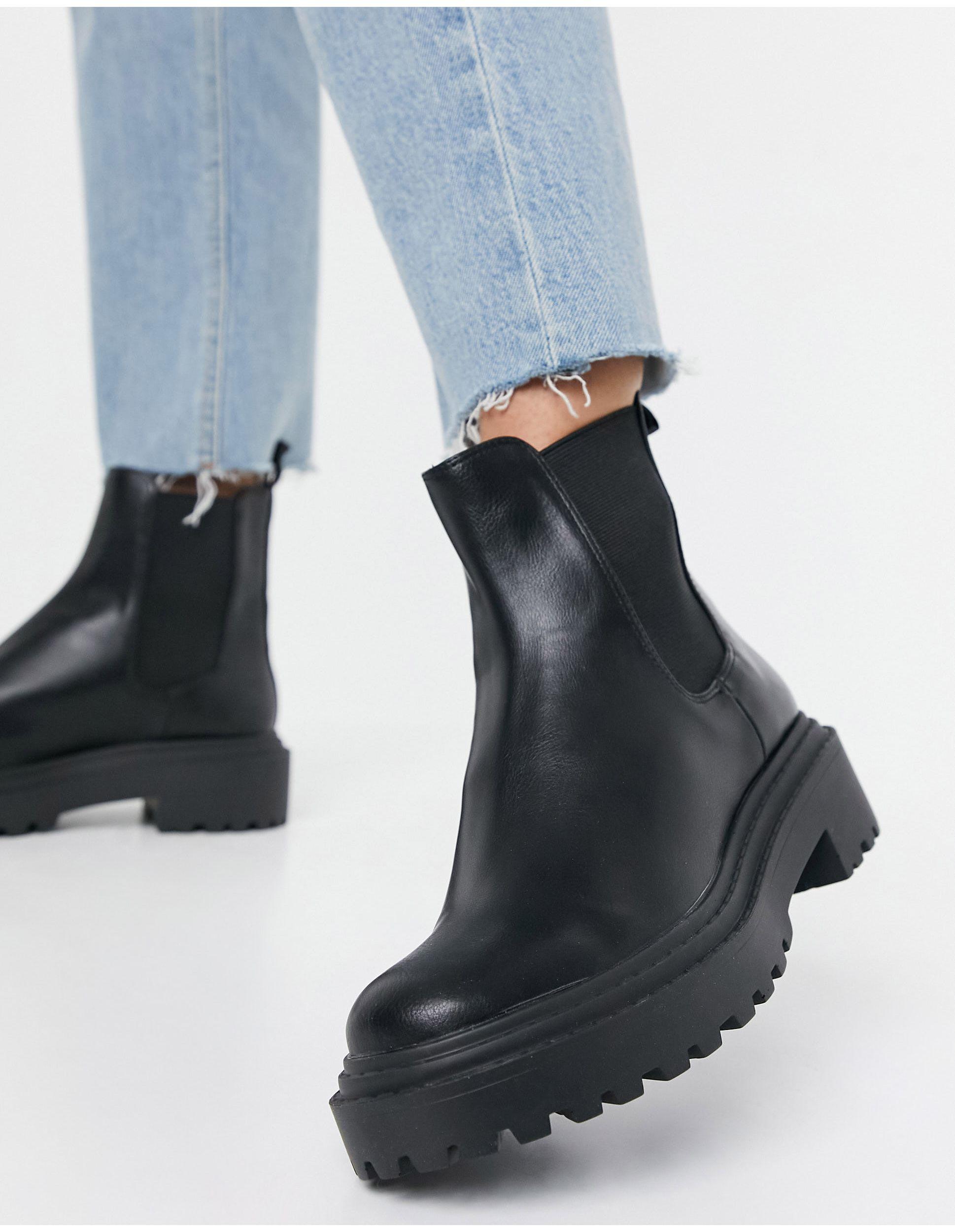 Stradivarius Pull-on Stijl Chelsea Boots Met Dikke Zool in het Zwart - Lyst