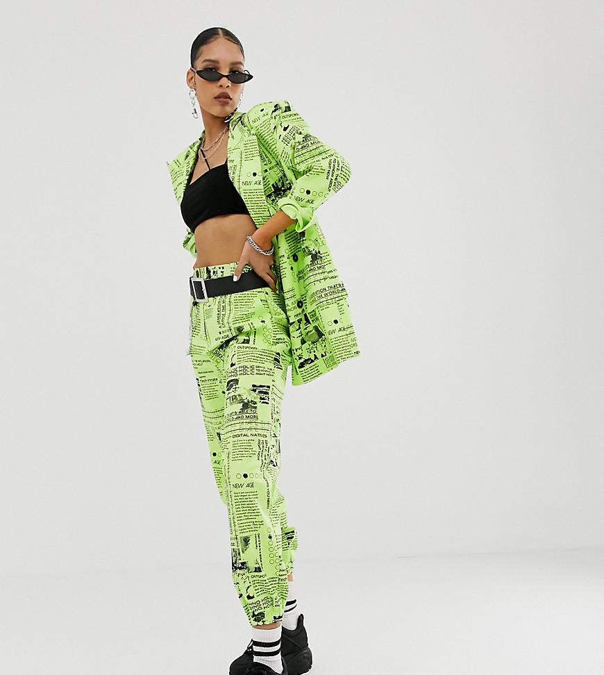 green printed pants