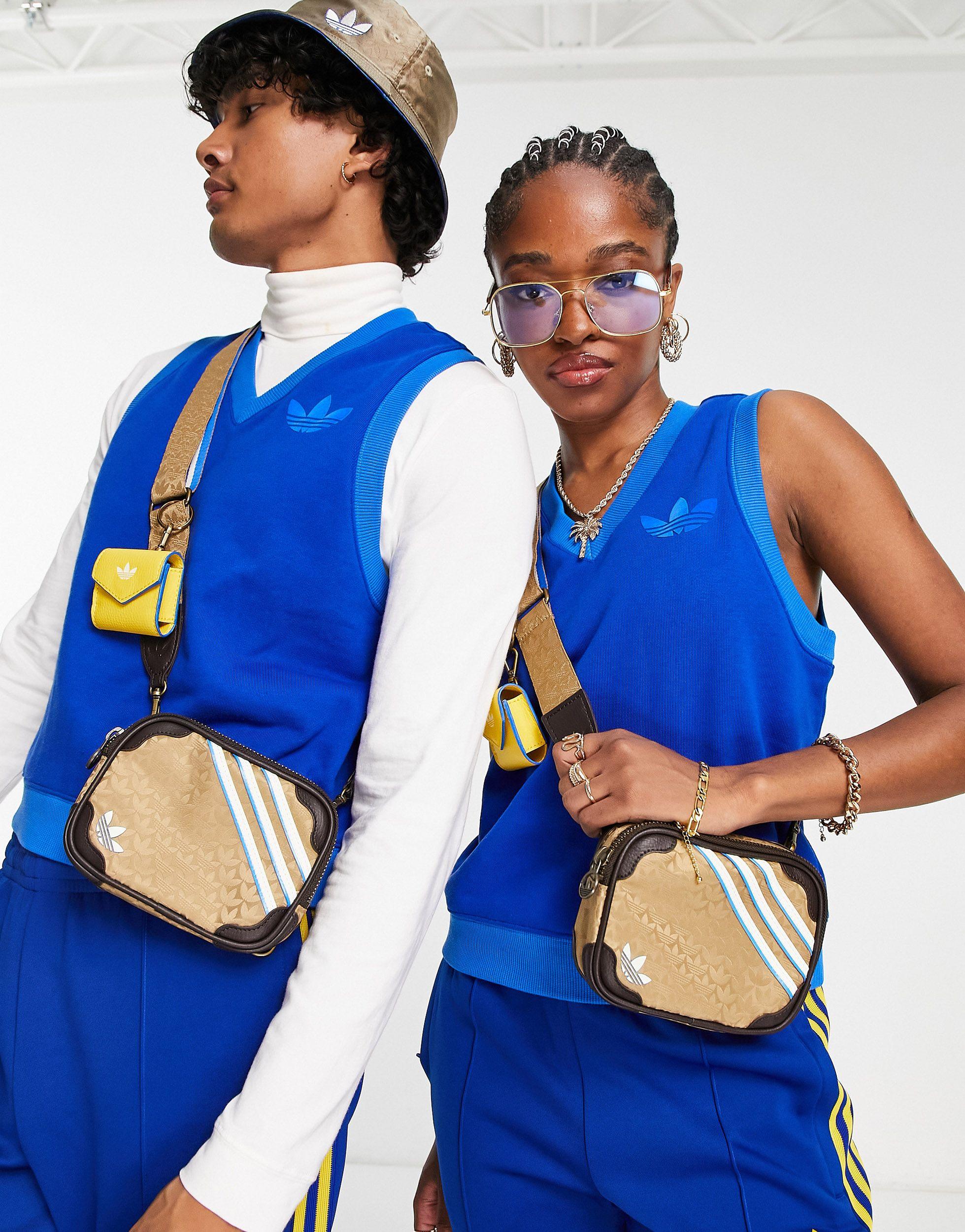 Adicolor mini sac fourre tout unisexe style annees 70 a monogramme adidas Originals en coloris Bleu Lyst