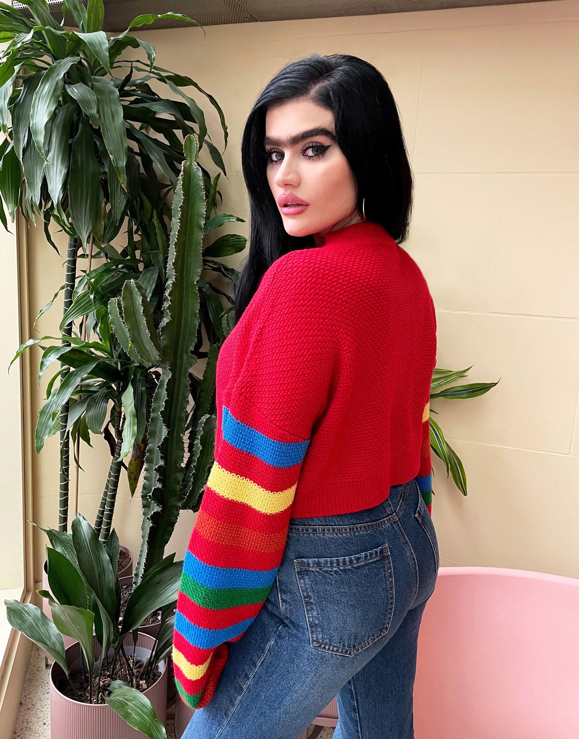 Labelrail X Sophia Hadjipanteli Stripe Sleeve Cropped Cardigan in Red | Lyst